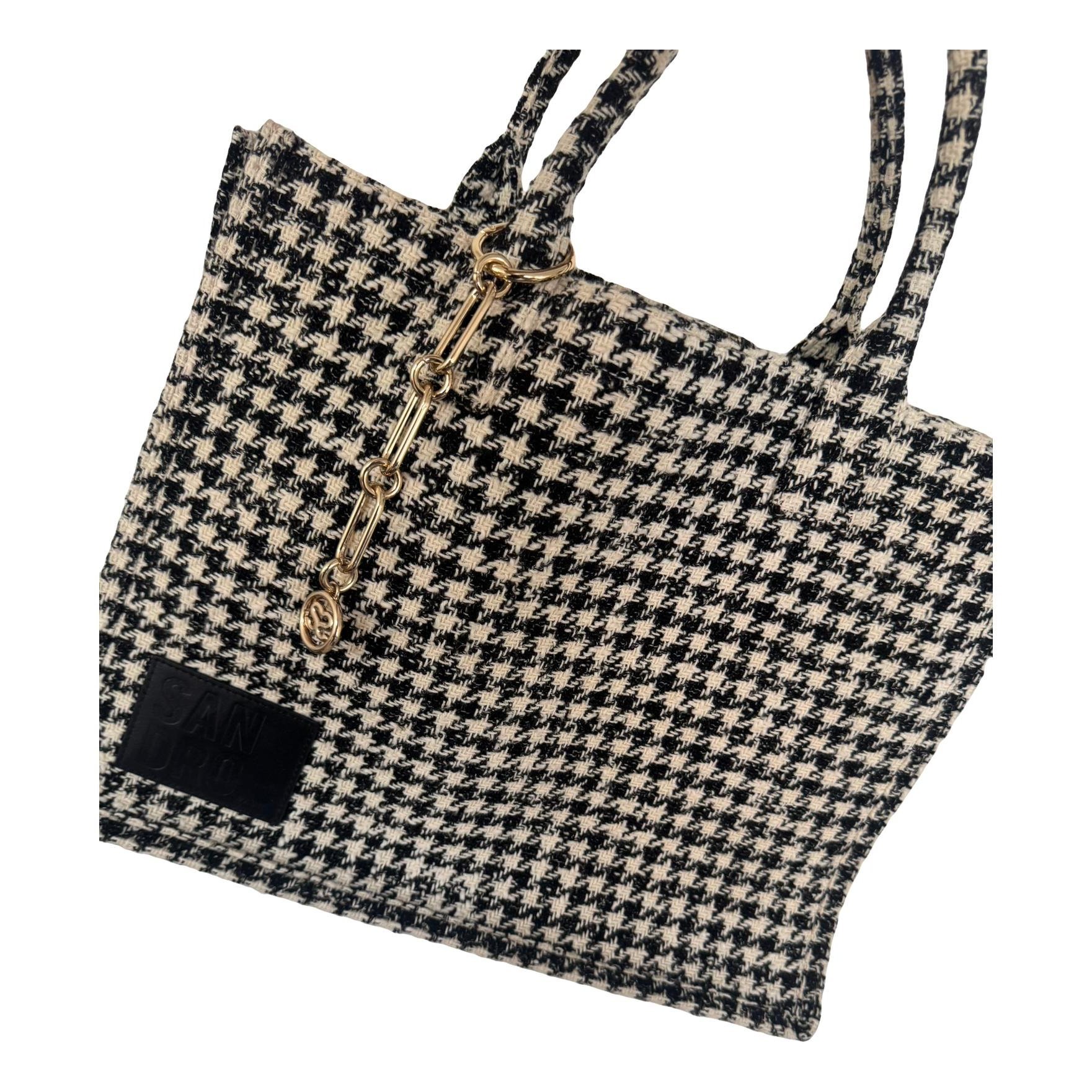 Tote