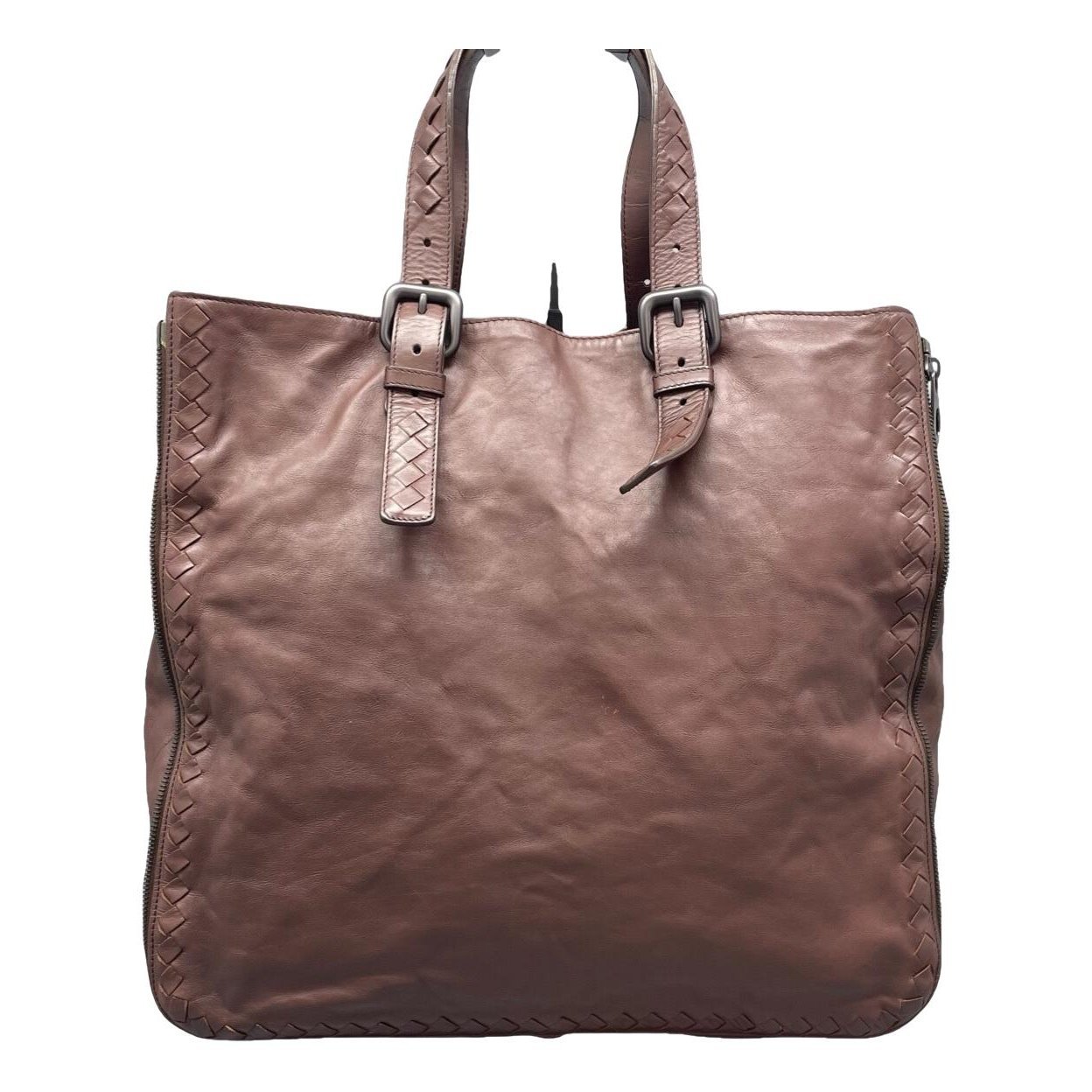 Leather tote