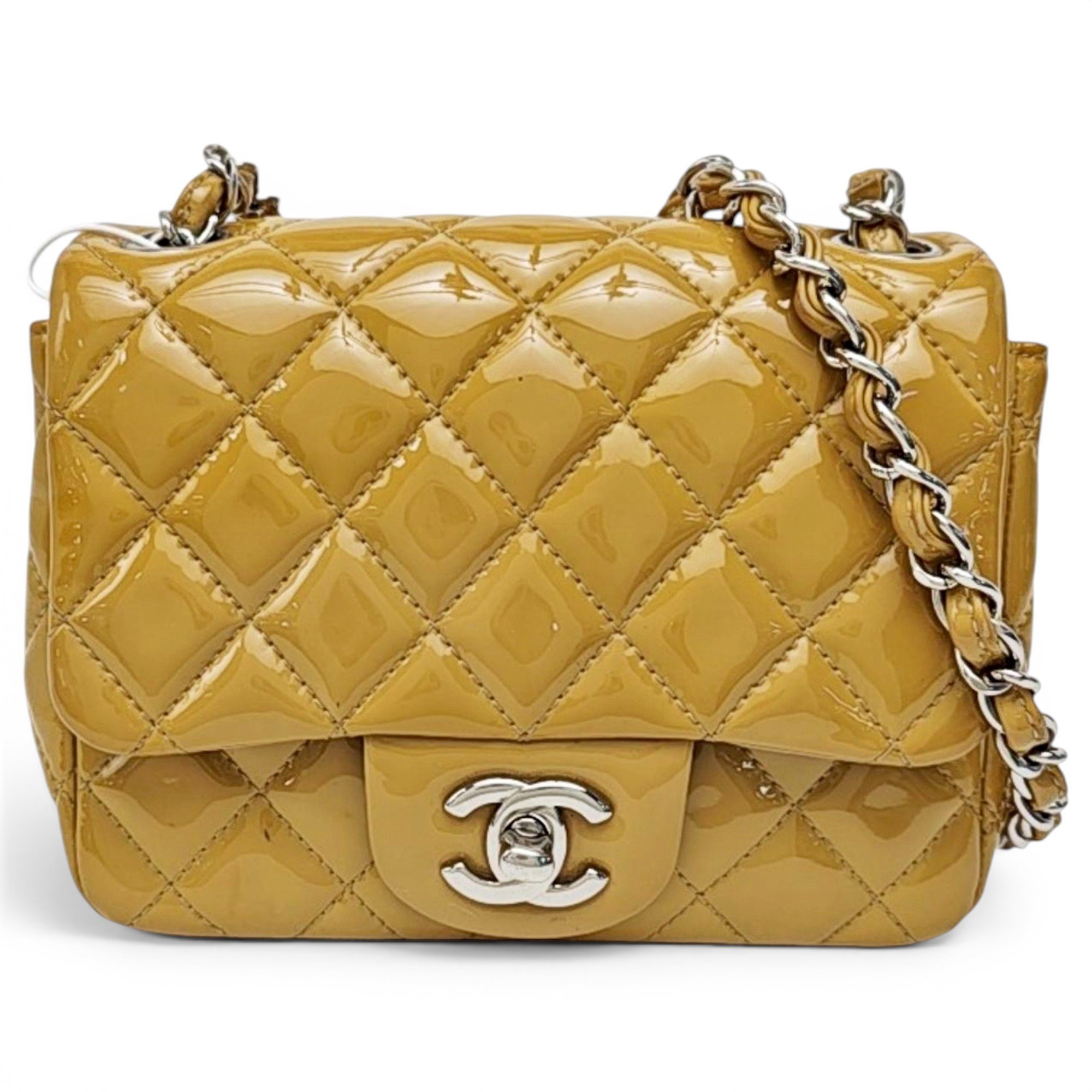 Timeless/Classique patent leather crossbody bag