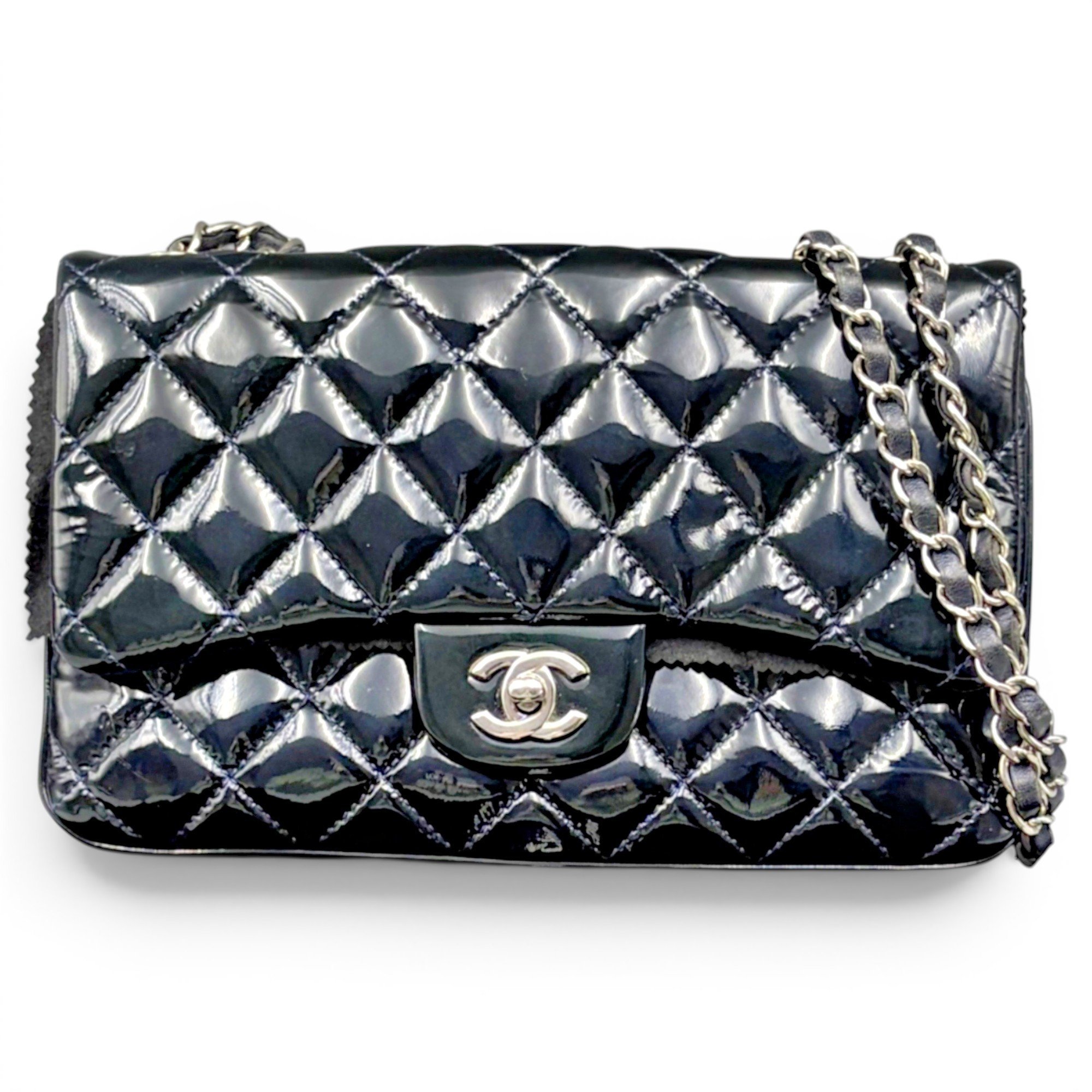 Timeless/Classique patent leather crossbody bag