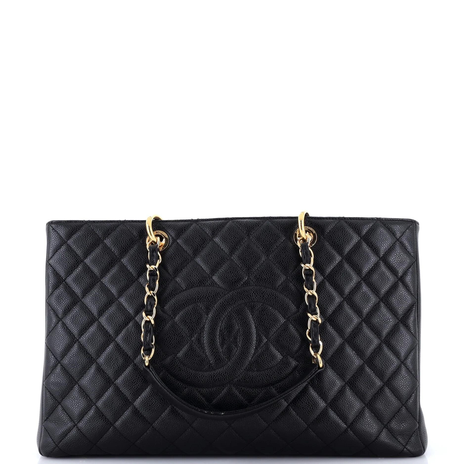 Classic CC Shopping leather tote