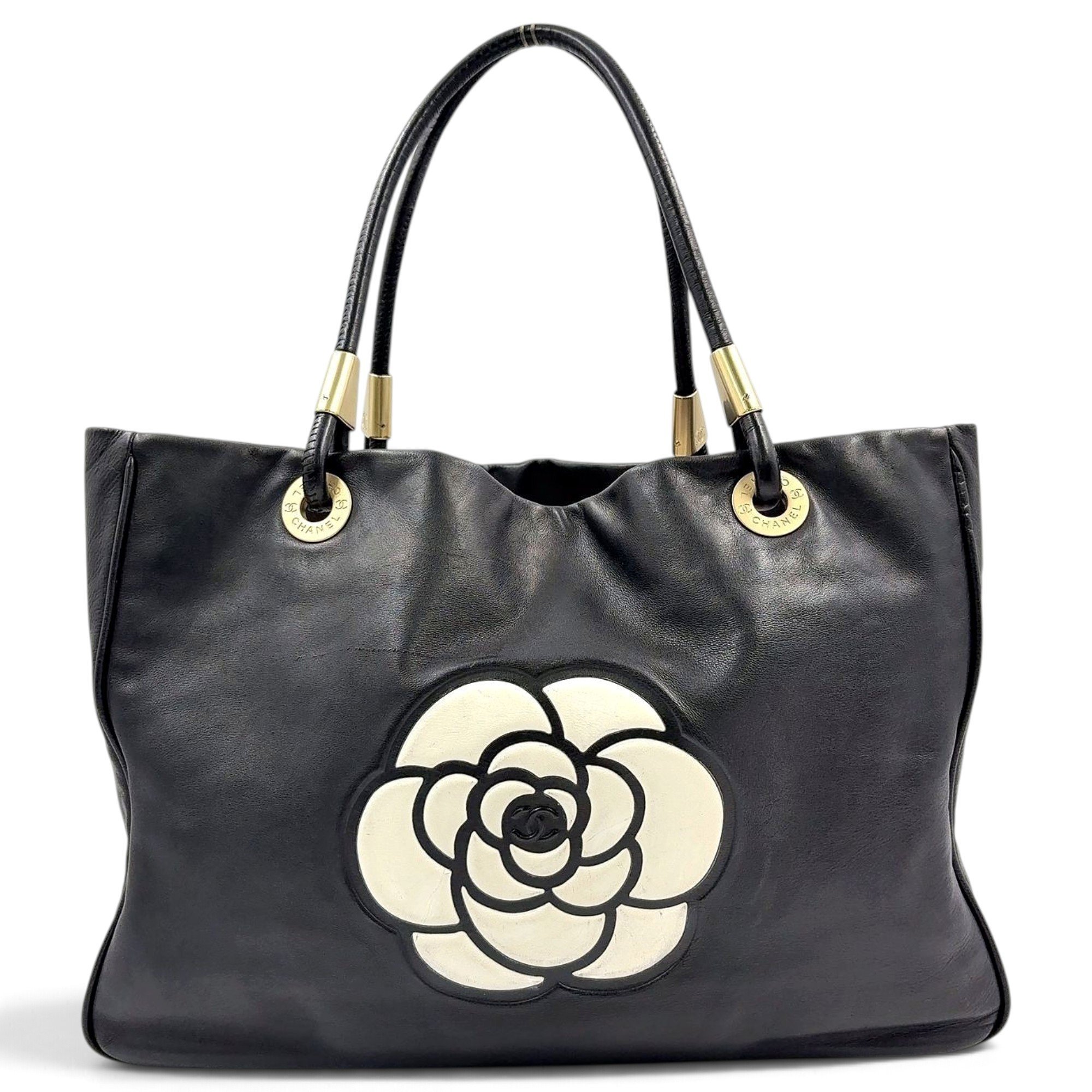 Leather tote