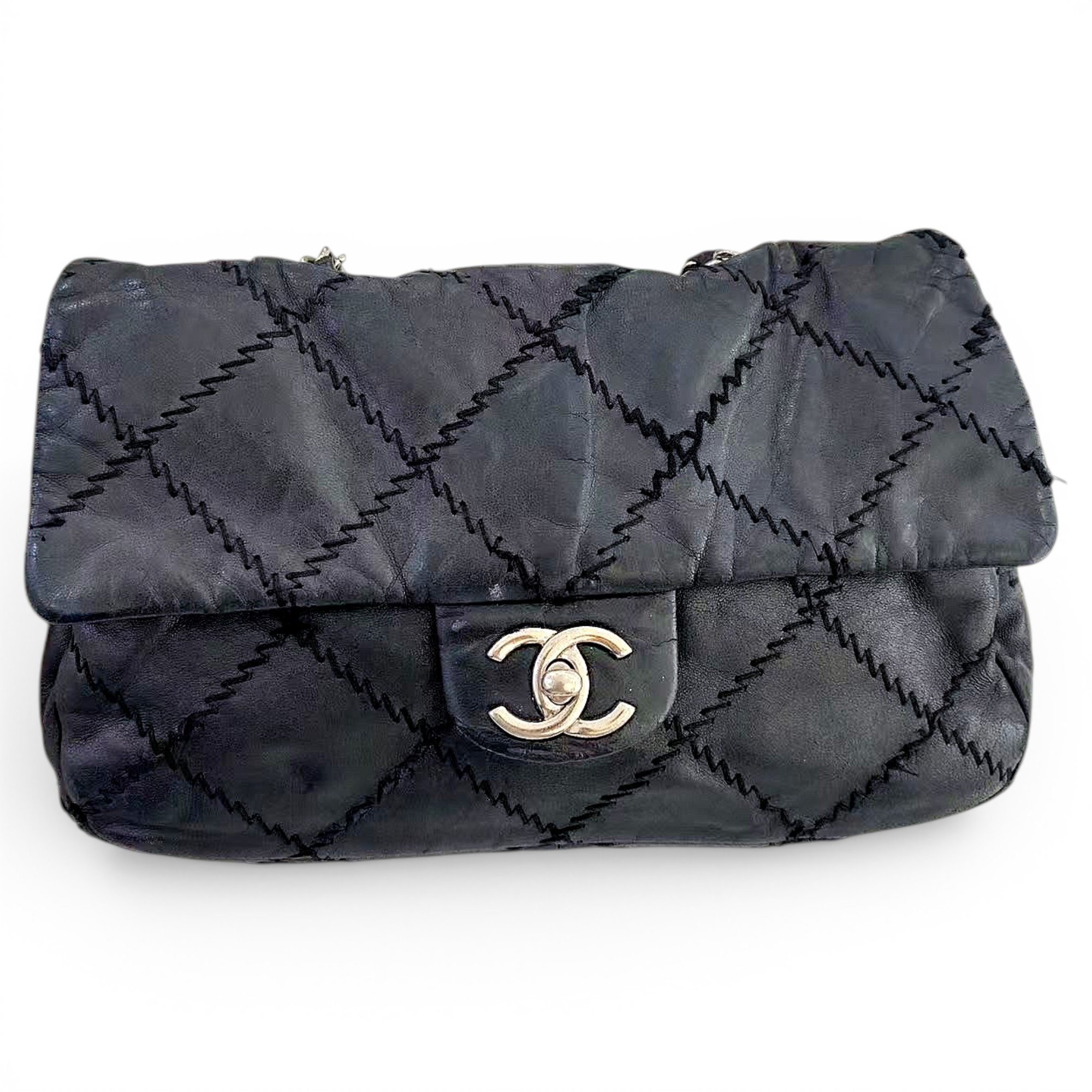 Timeless/Classique leather crossbody bag