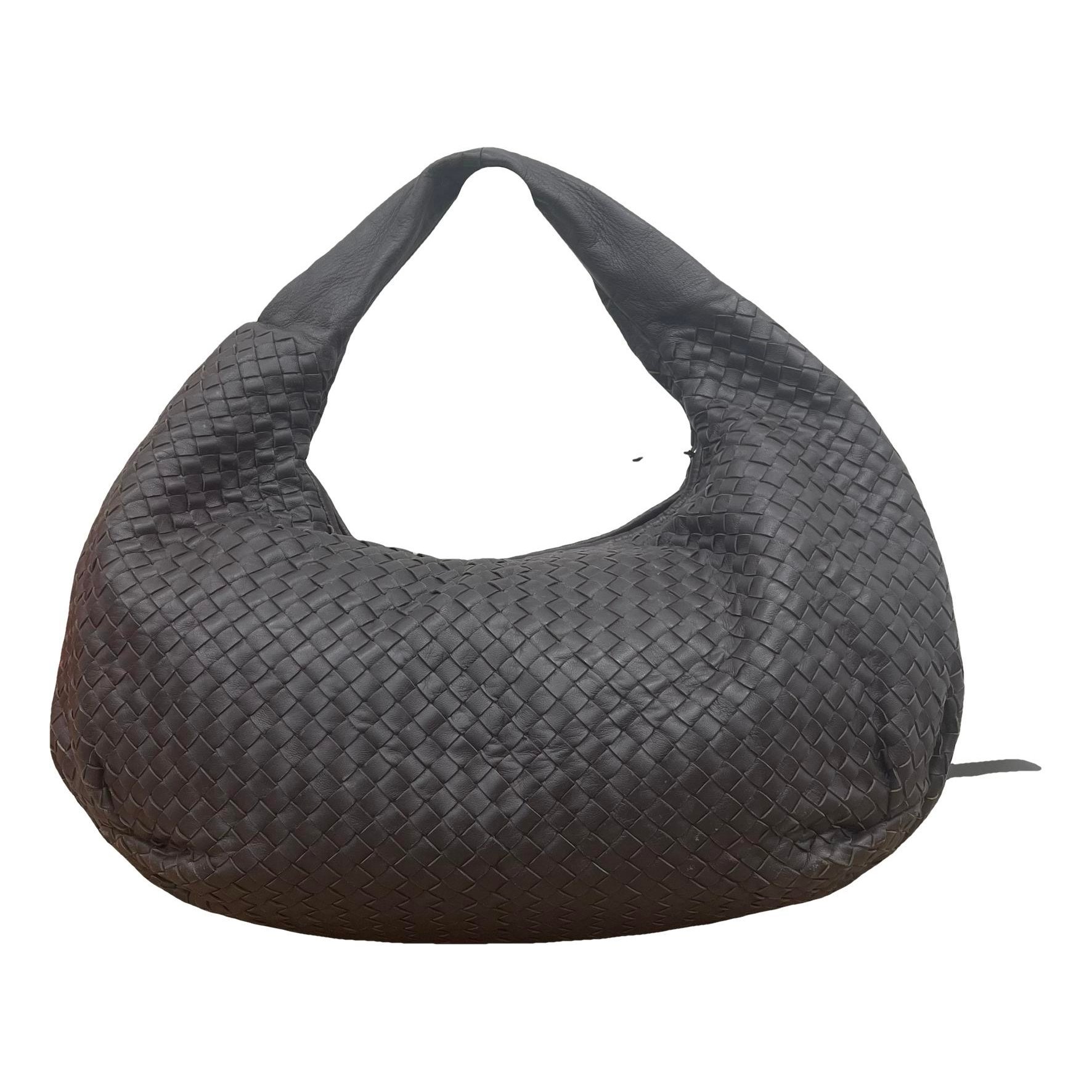 Veneta leather handbag