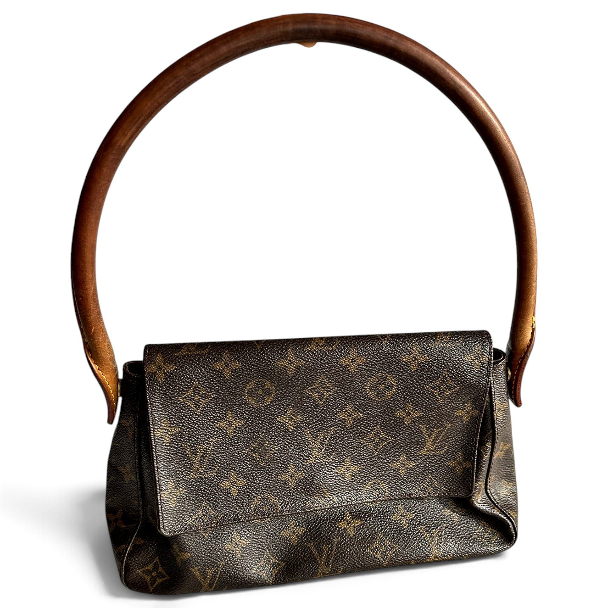 Looping leather handbag