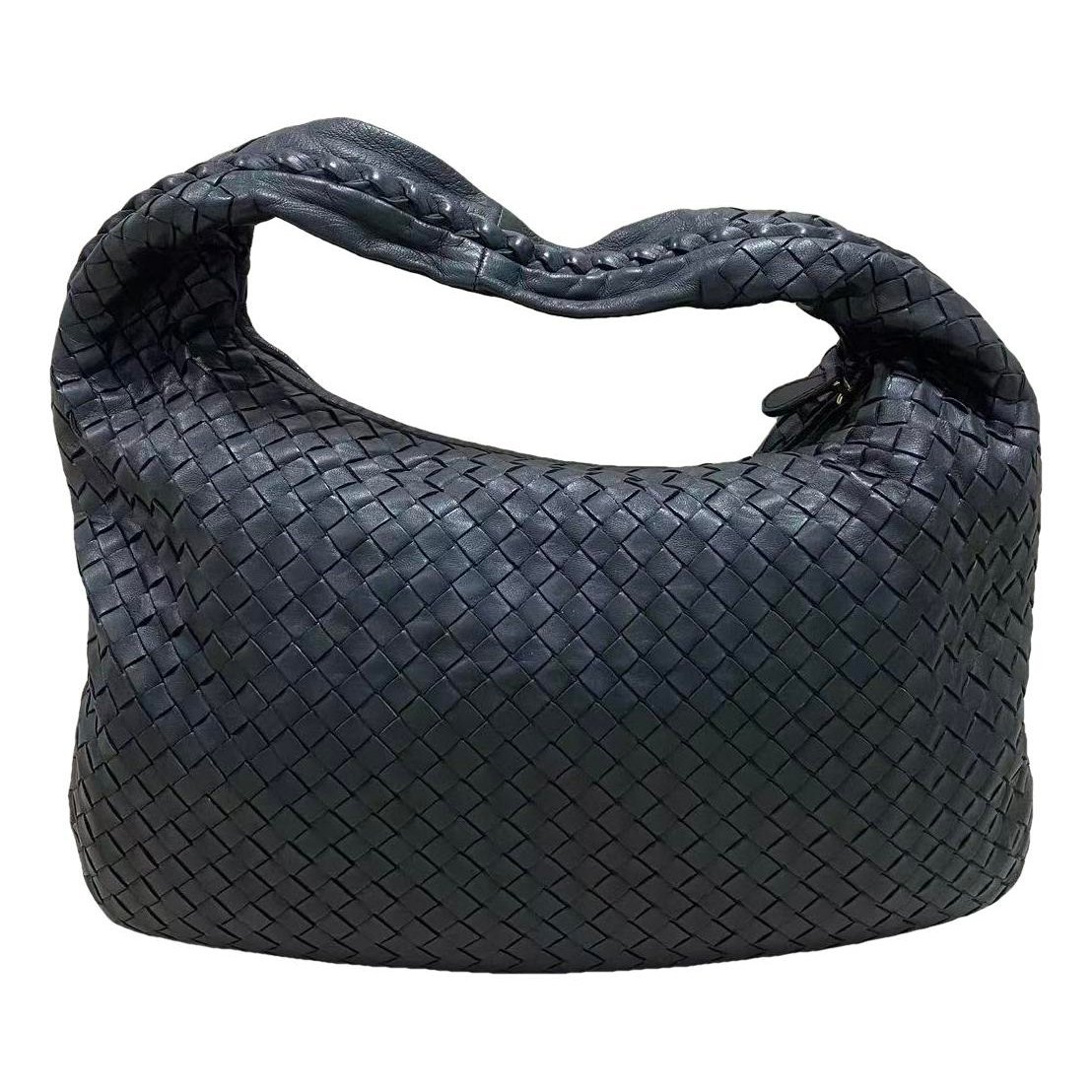 Veneta leather handbag