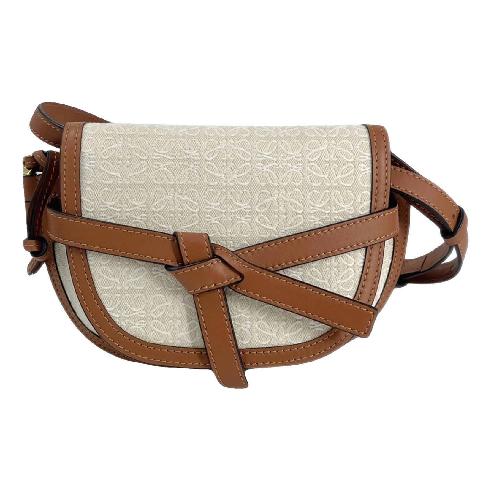 Gate cloth crossbody bag