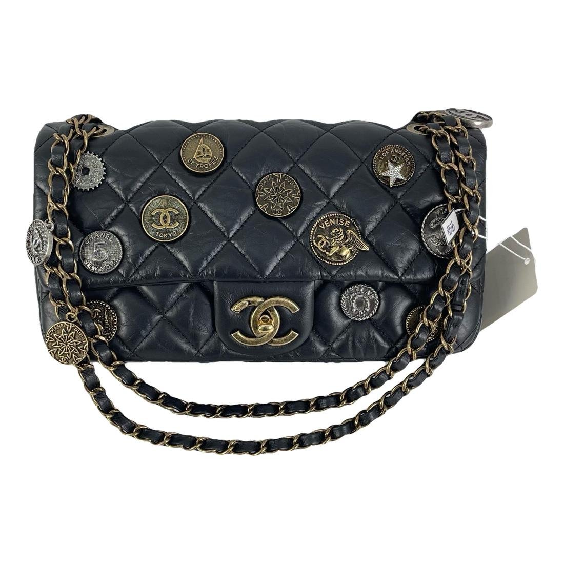 Timeless/Classique leather crossbody bag