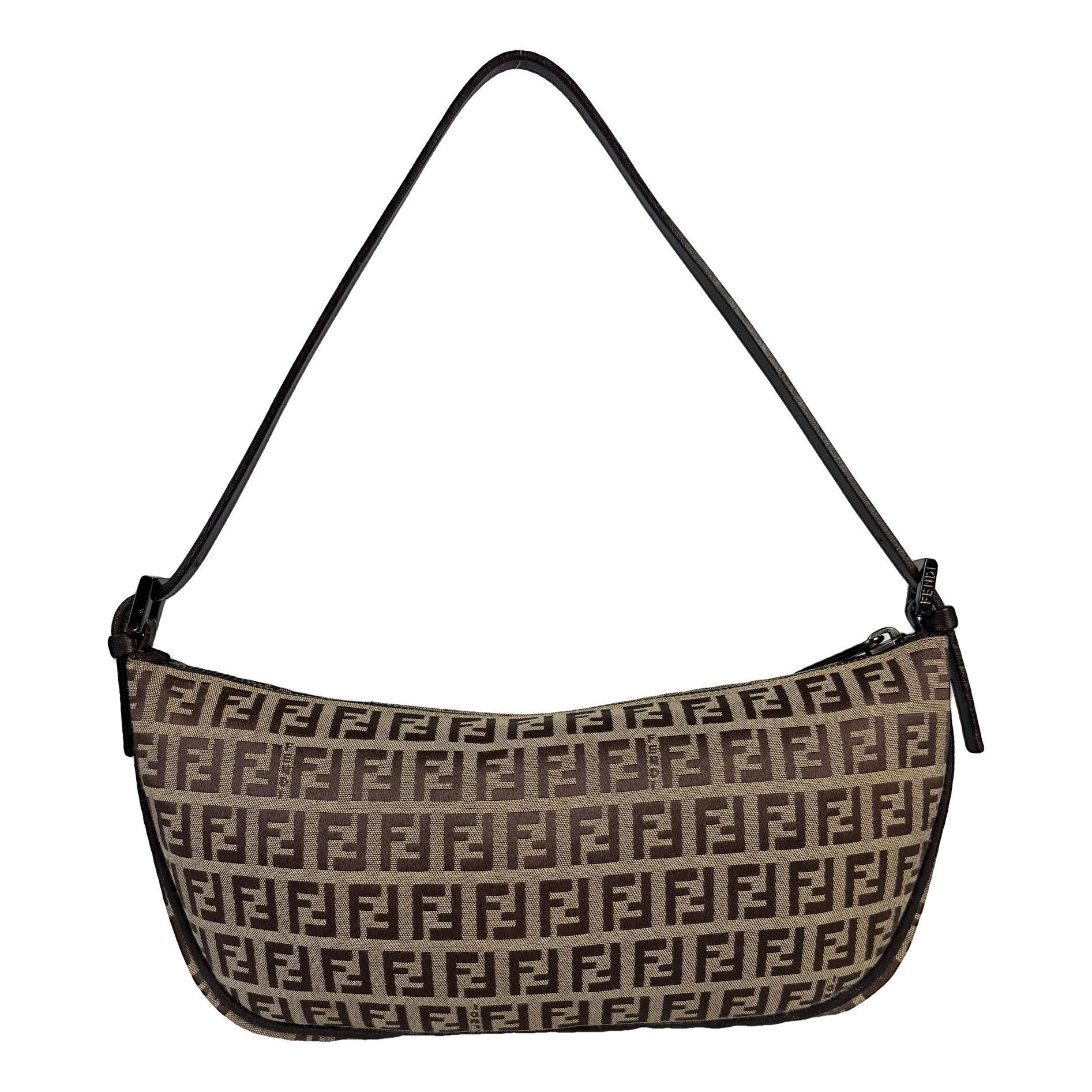 Baguette cloth handbag