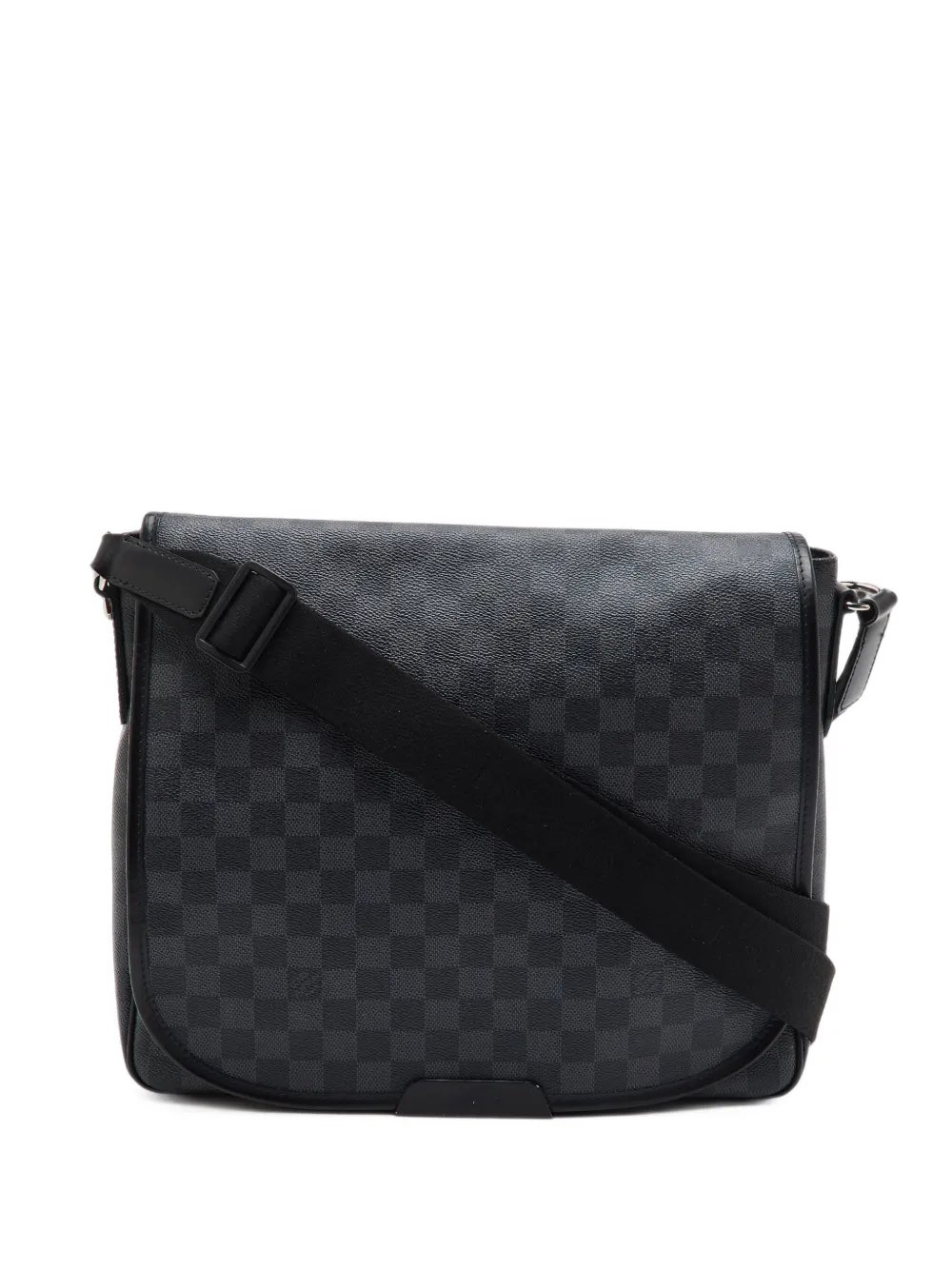 2009 MM District Damier Graphite messenger bag