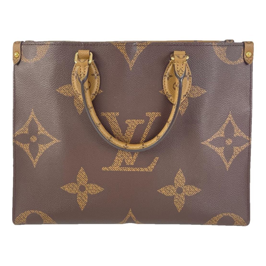 Onthego leather handbag