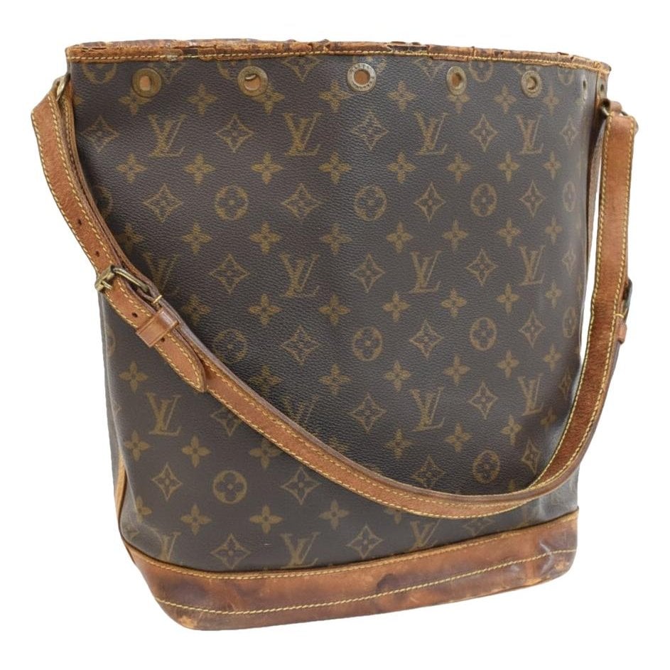 Noé leather handbag