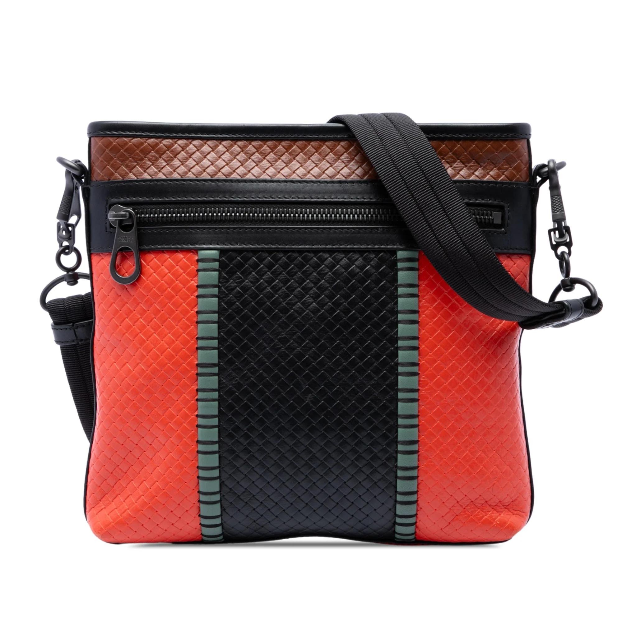 Veneta leather crossbody bag