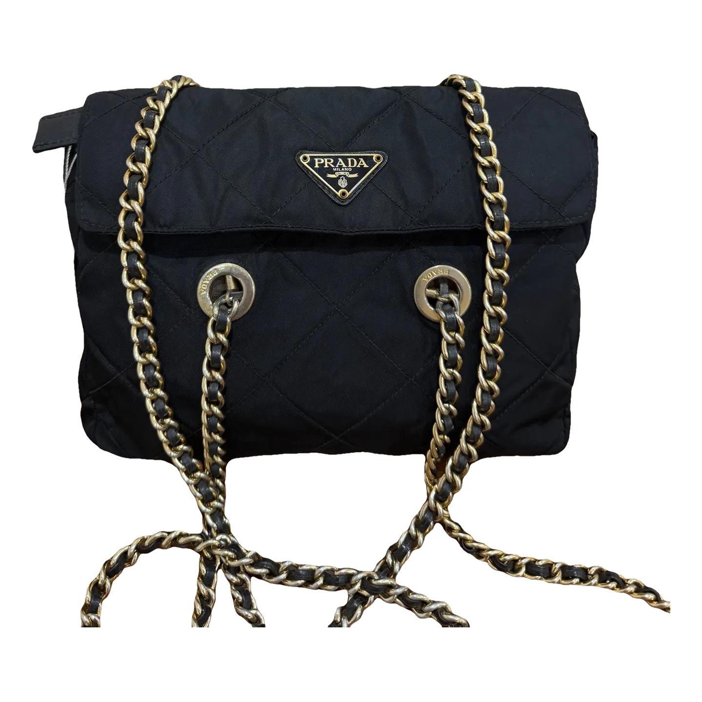 Etiquette handbag