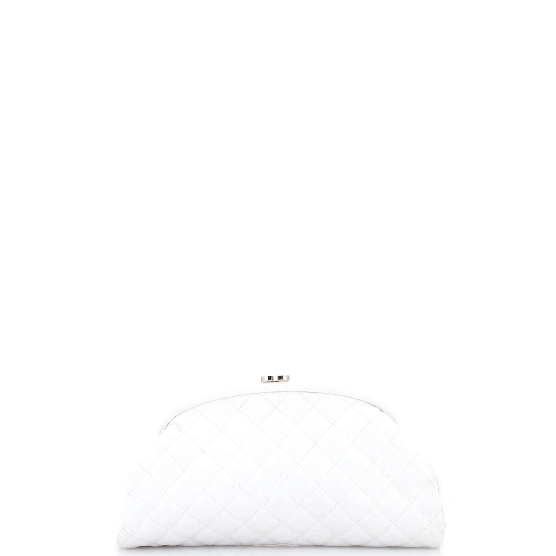 Chanel Timeless/Classique leather clutch bag