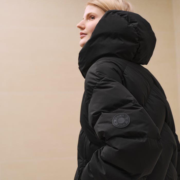 Noir Short Puffer Coat