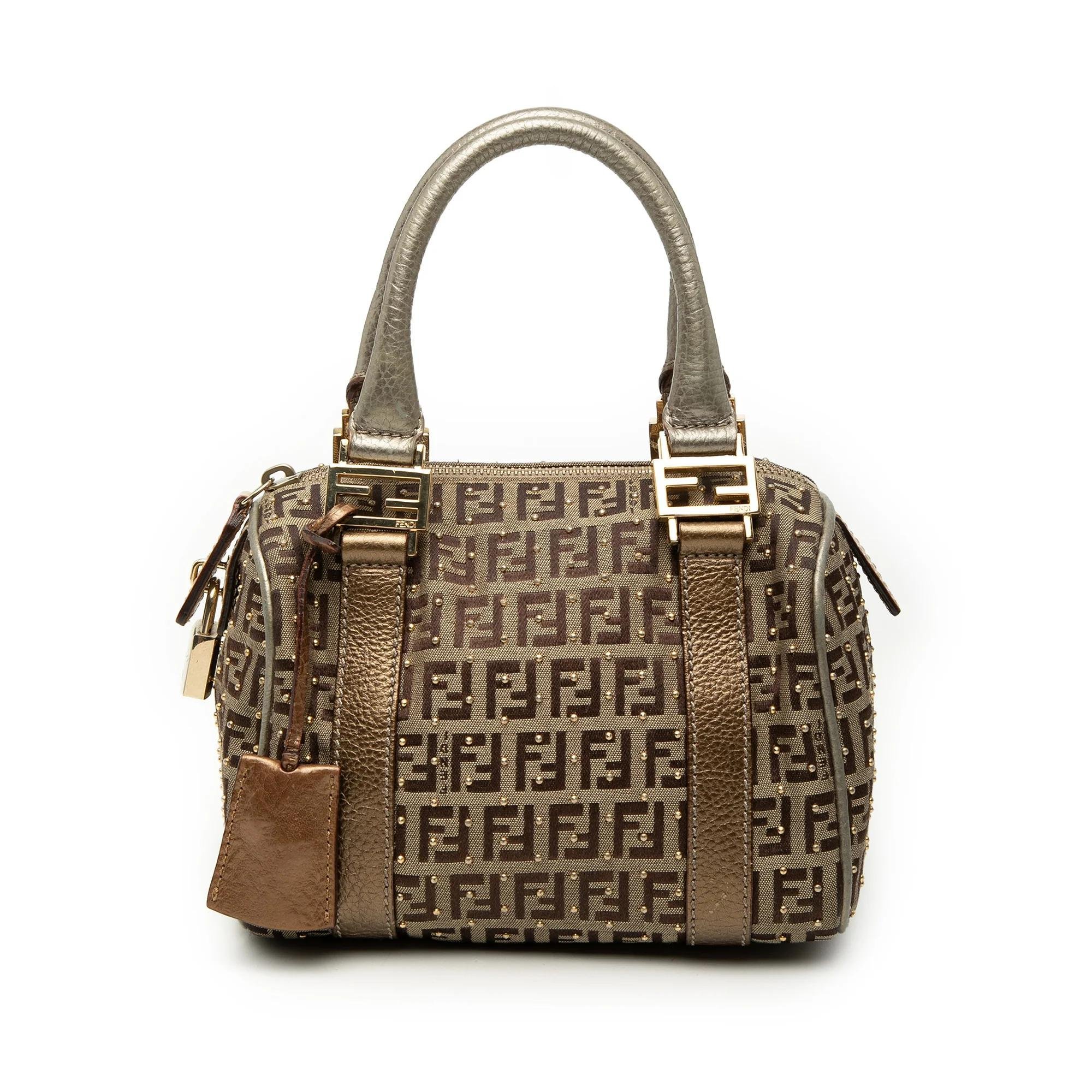 Pocket leather bag