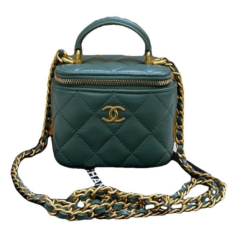 Trendy CC Vanity leather handbag