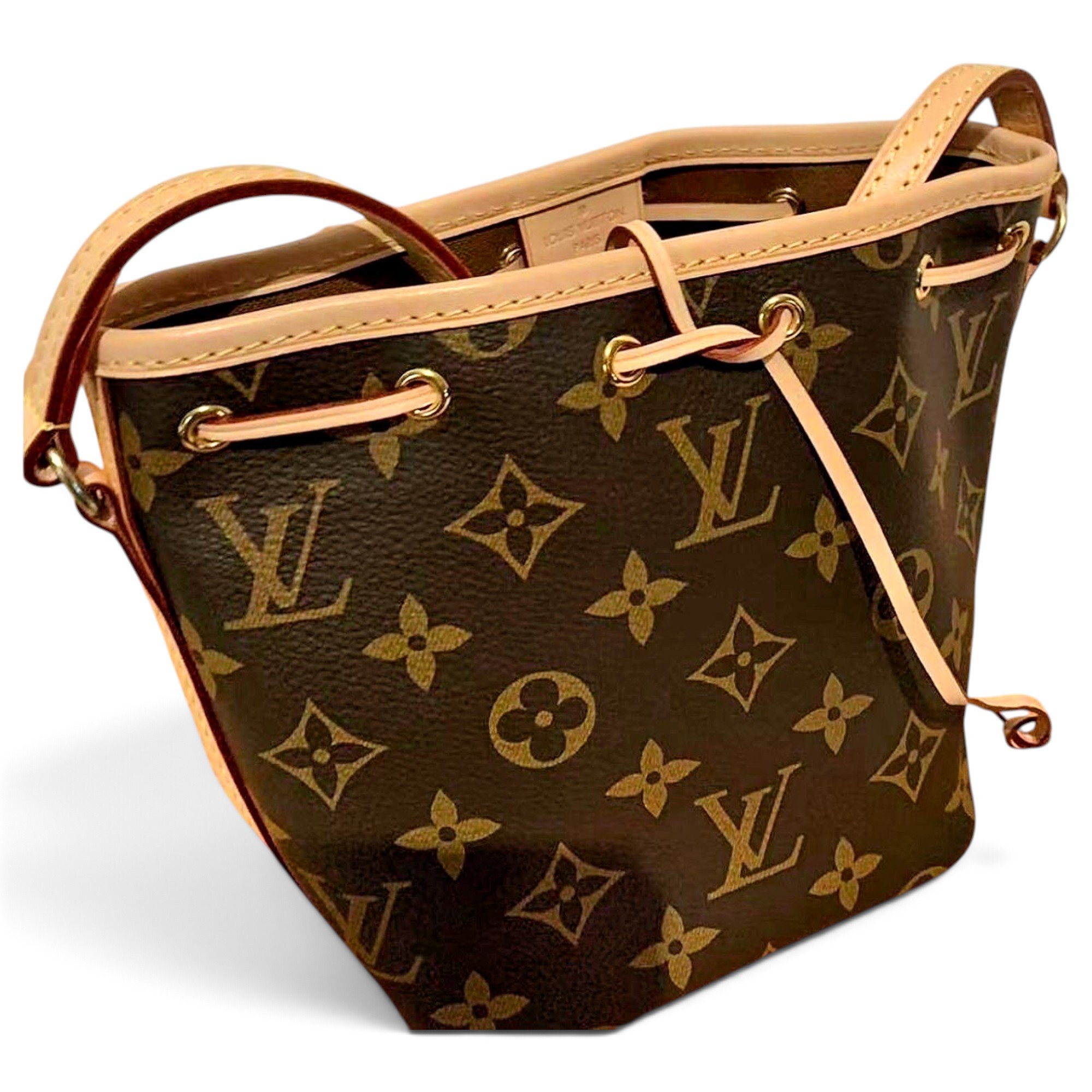 Noé leather handbag