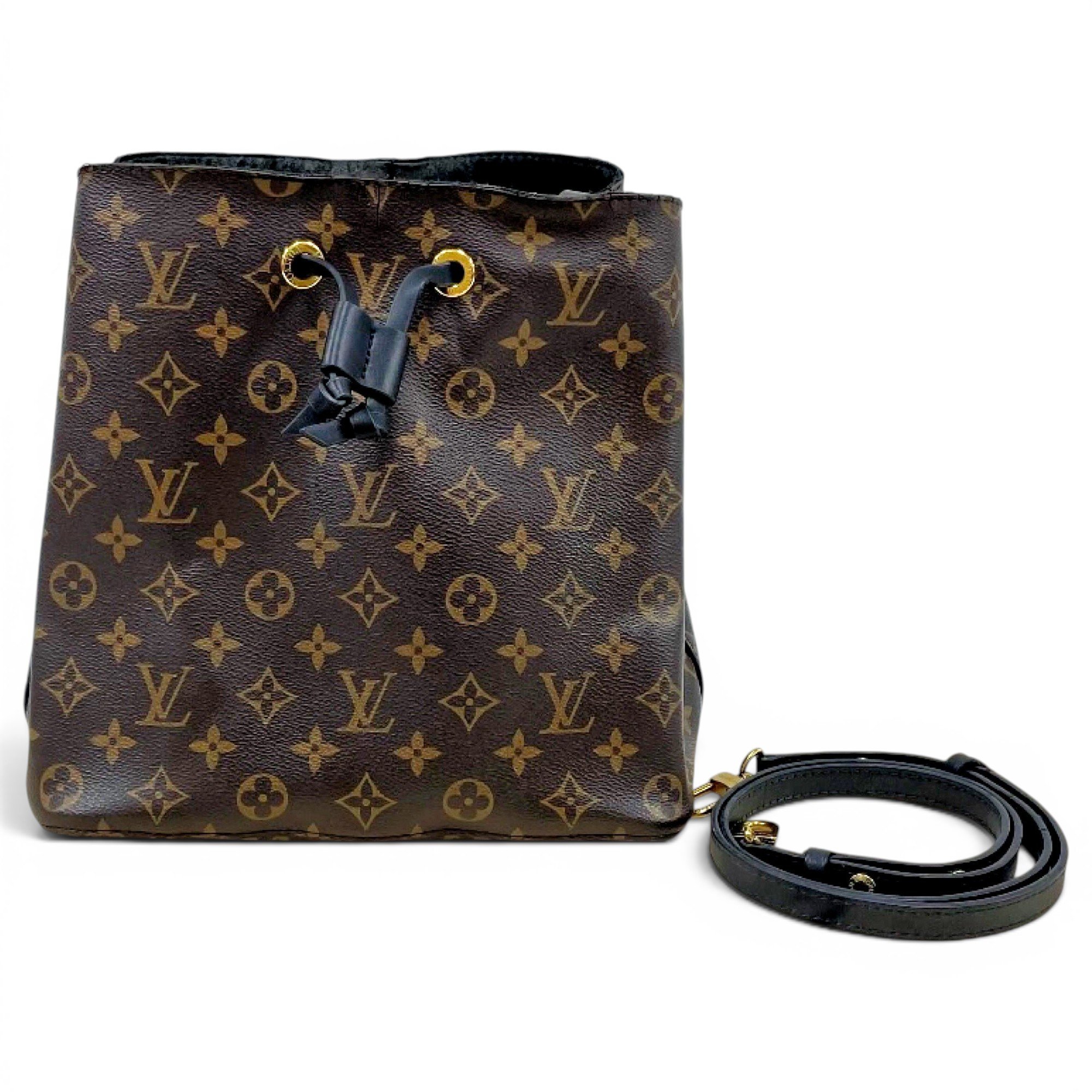 Noé leather handbag