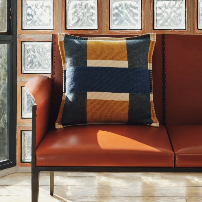 Marine H Tissage Pillow