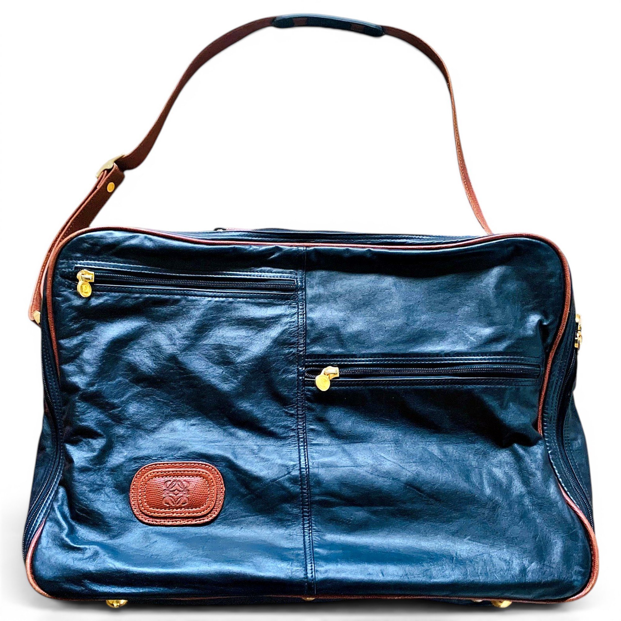 Leather travel bag