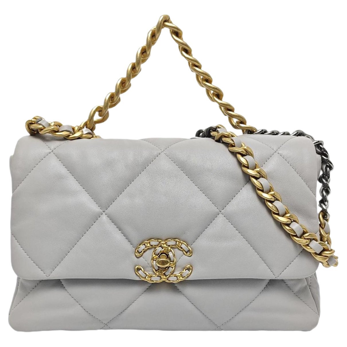 Chanel 19 handbag