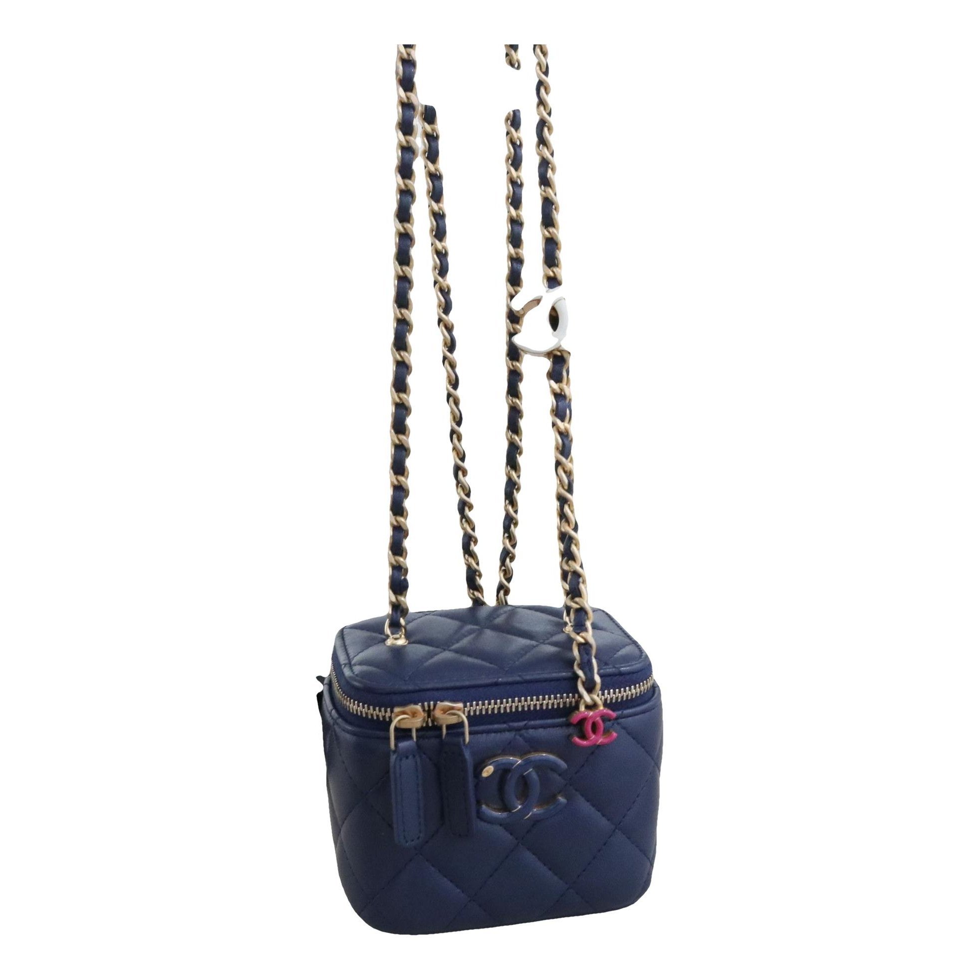 Trendy CC Vanity leather handbag