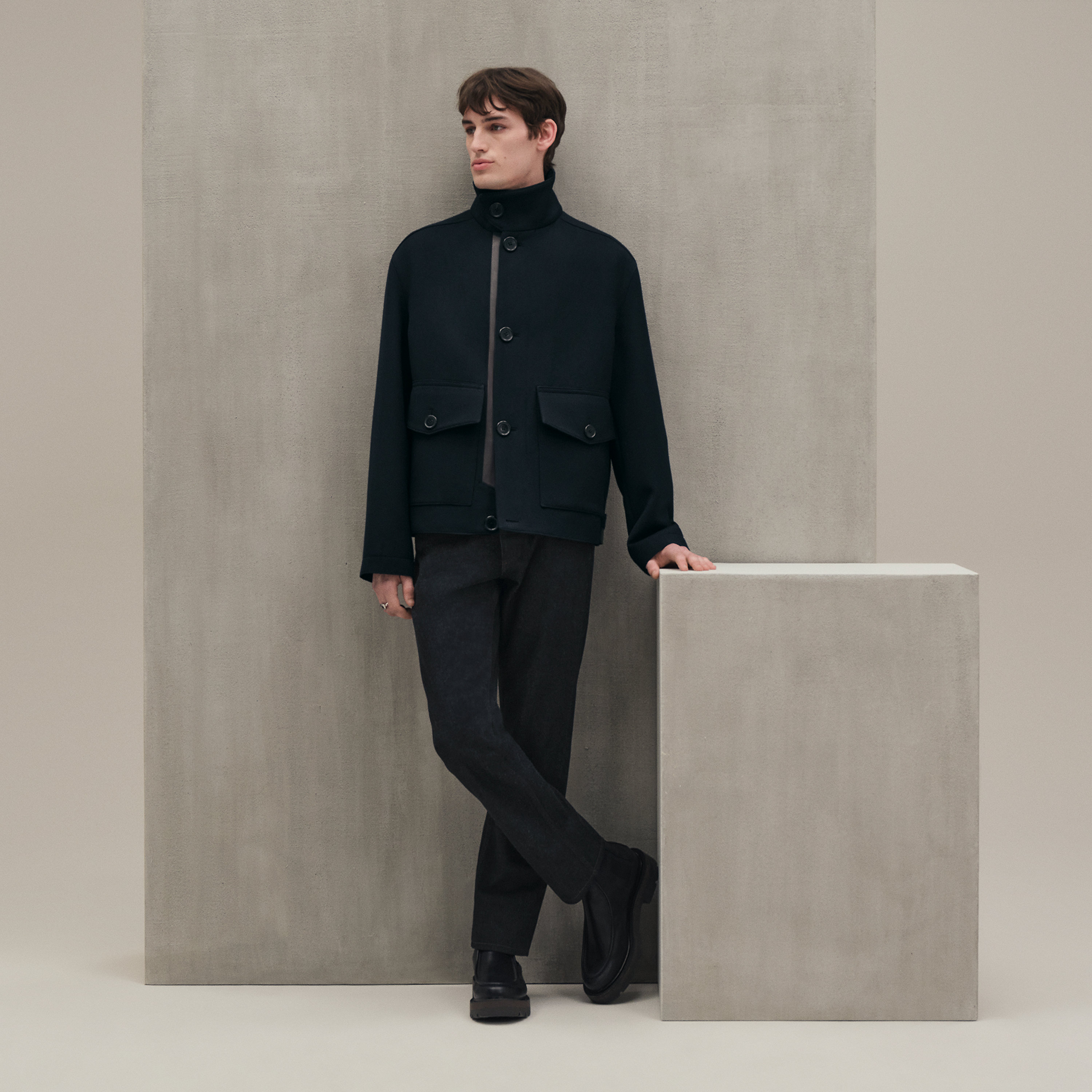 Straight cut jacket with leather detail