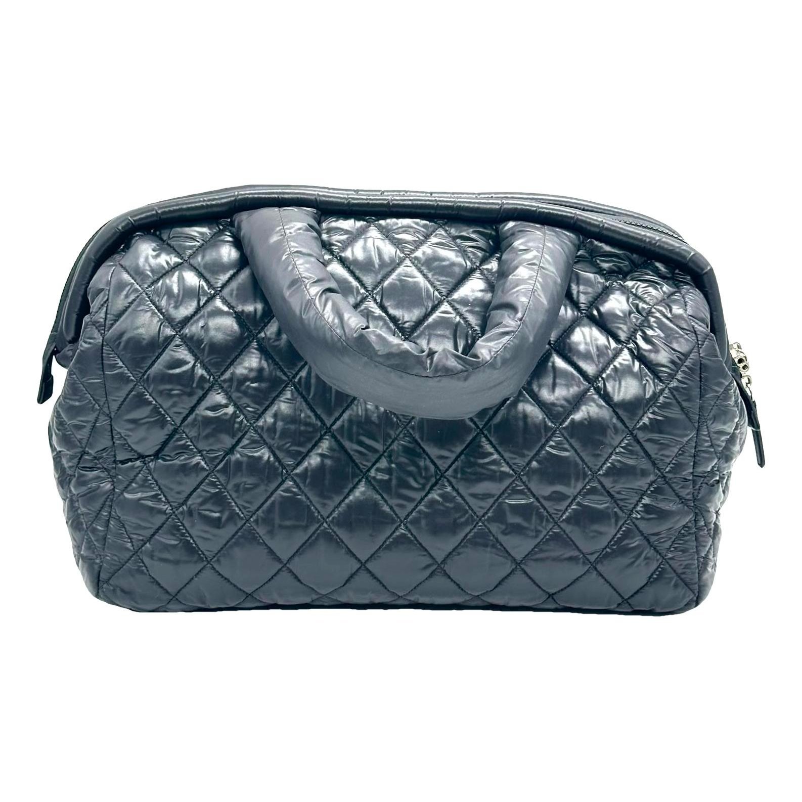 Cocoon leather handbag