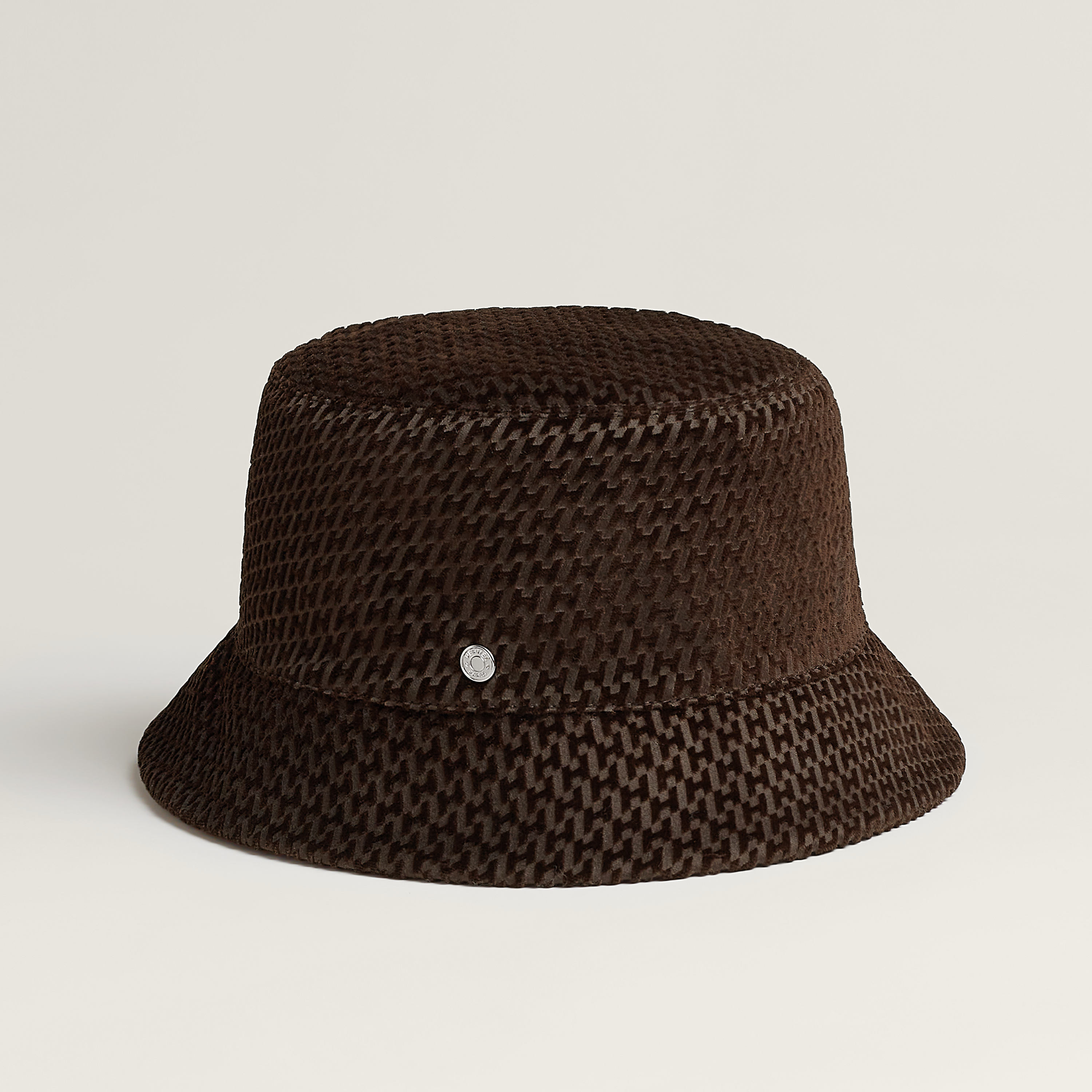 Harper Velvet bucket hat