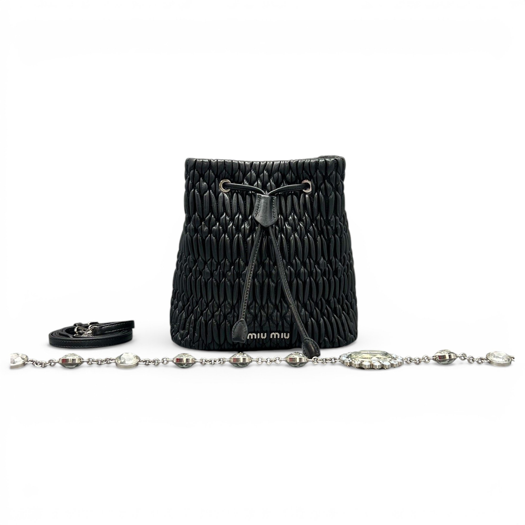 Matelassé leather bag