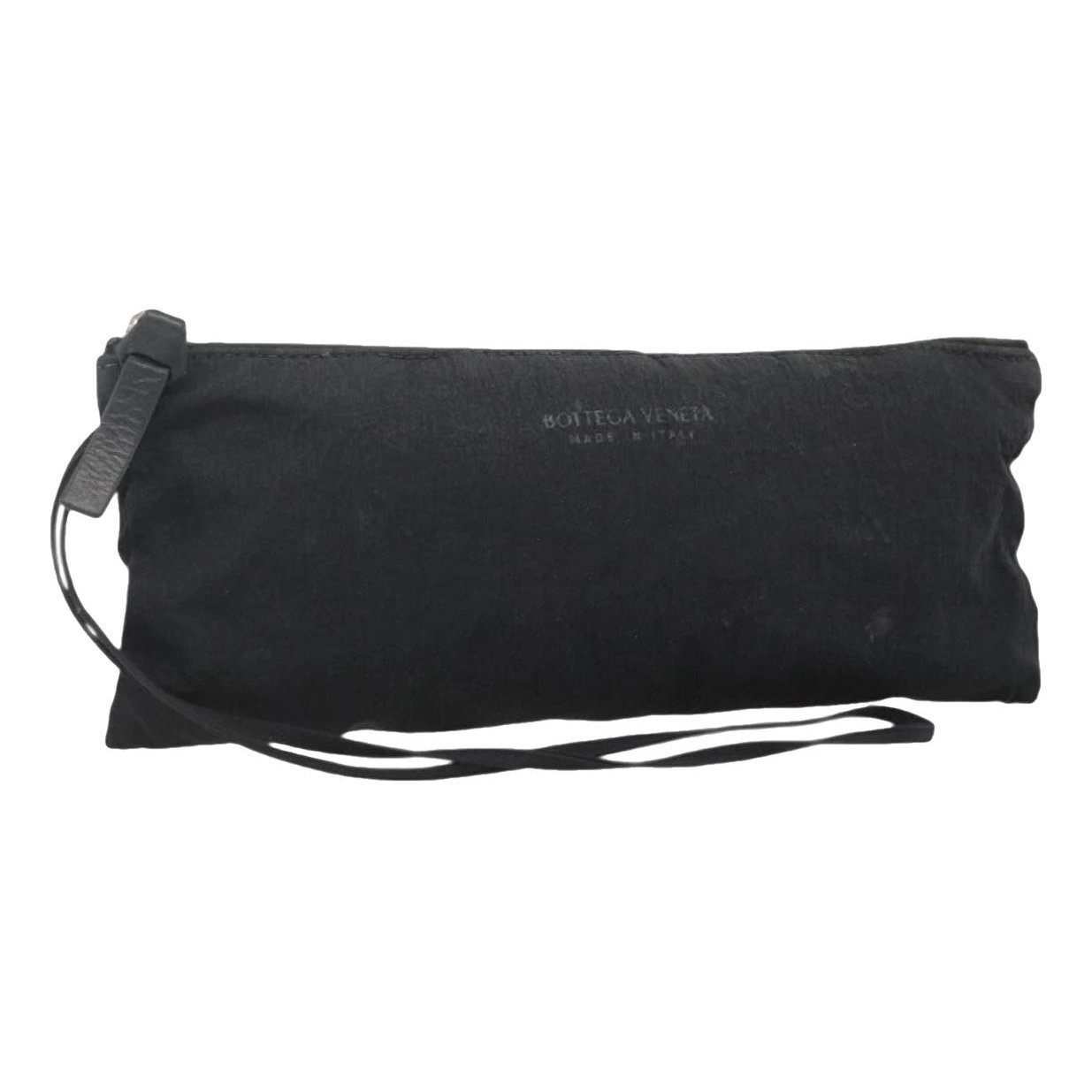 Clutch bag