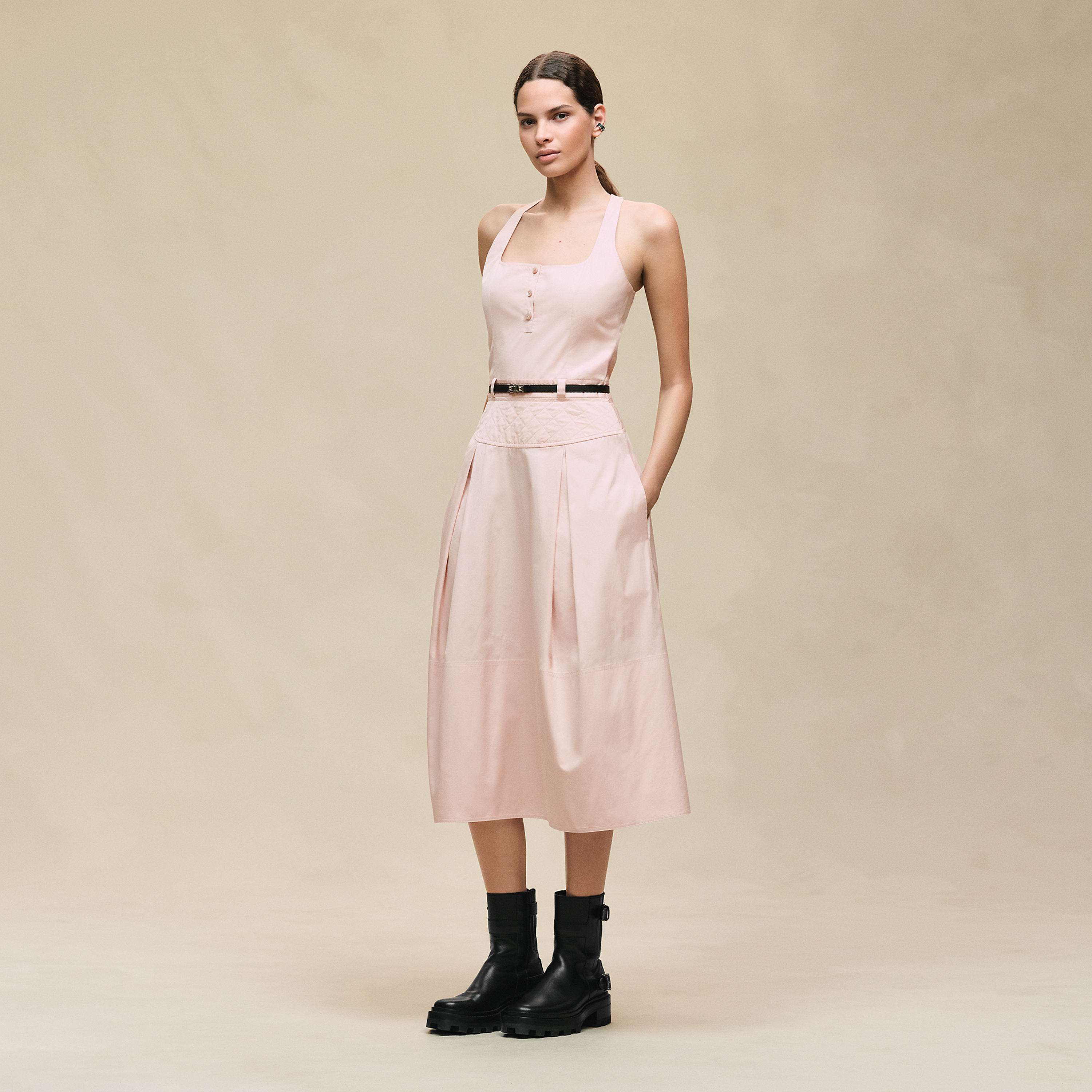 Robe mi-longue