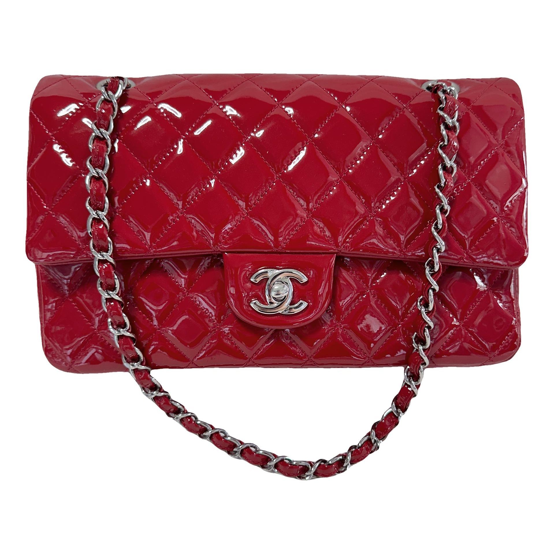 Timeless/Classique leather crossbody bag