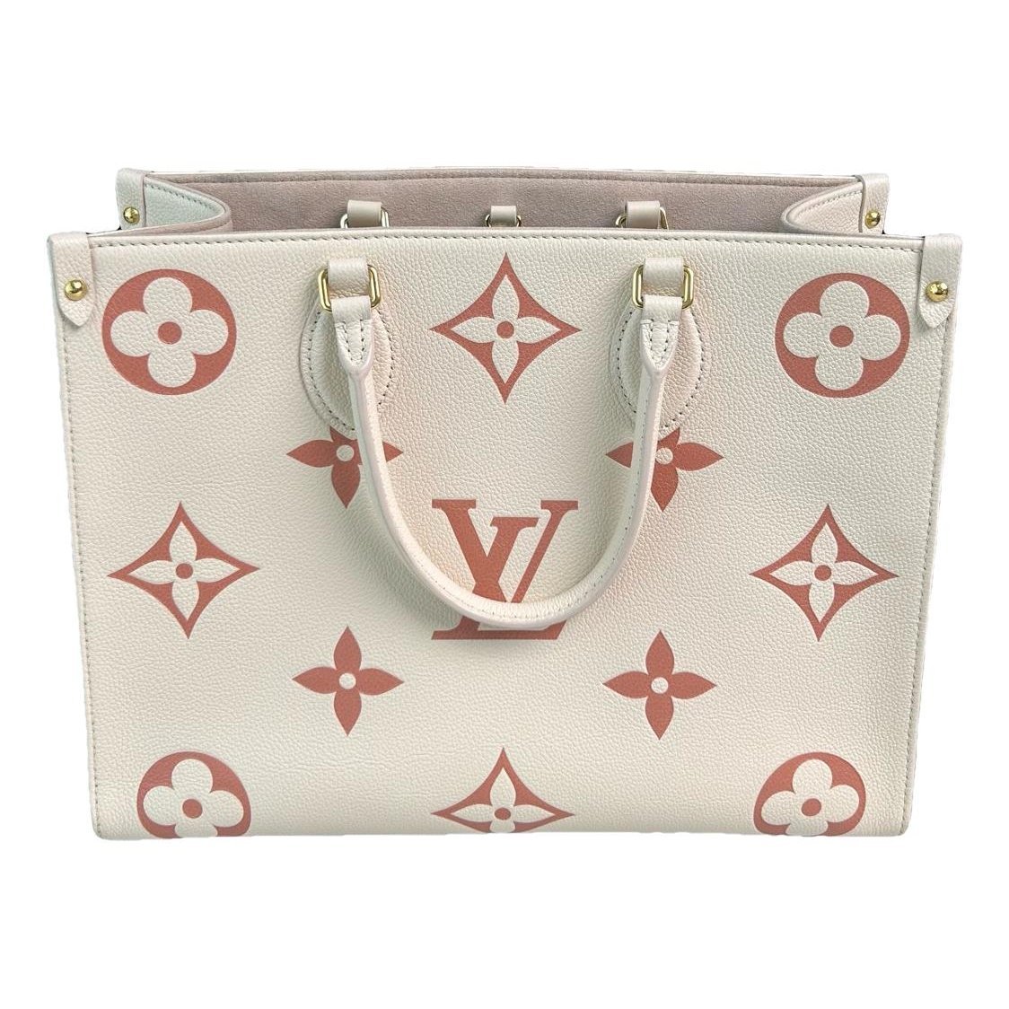 Onthego leather handbag