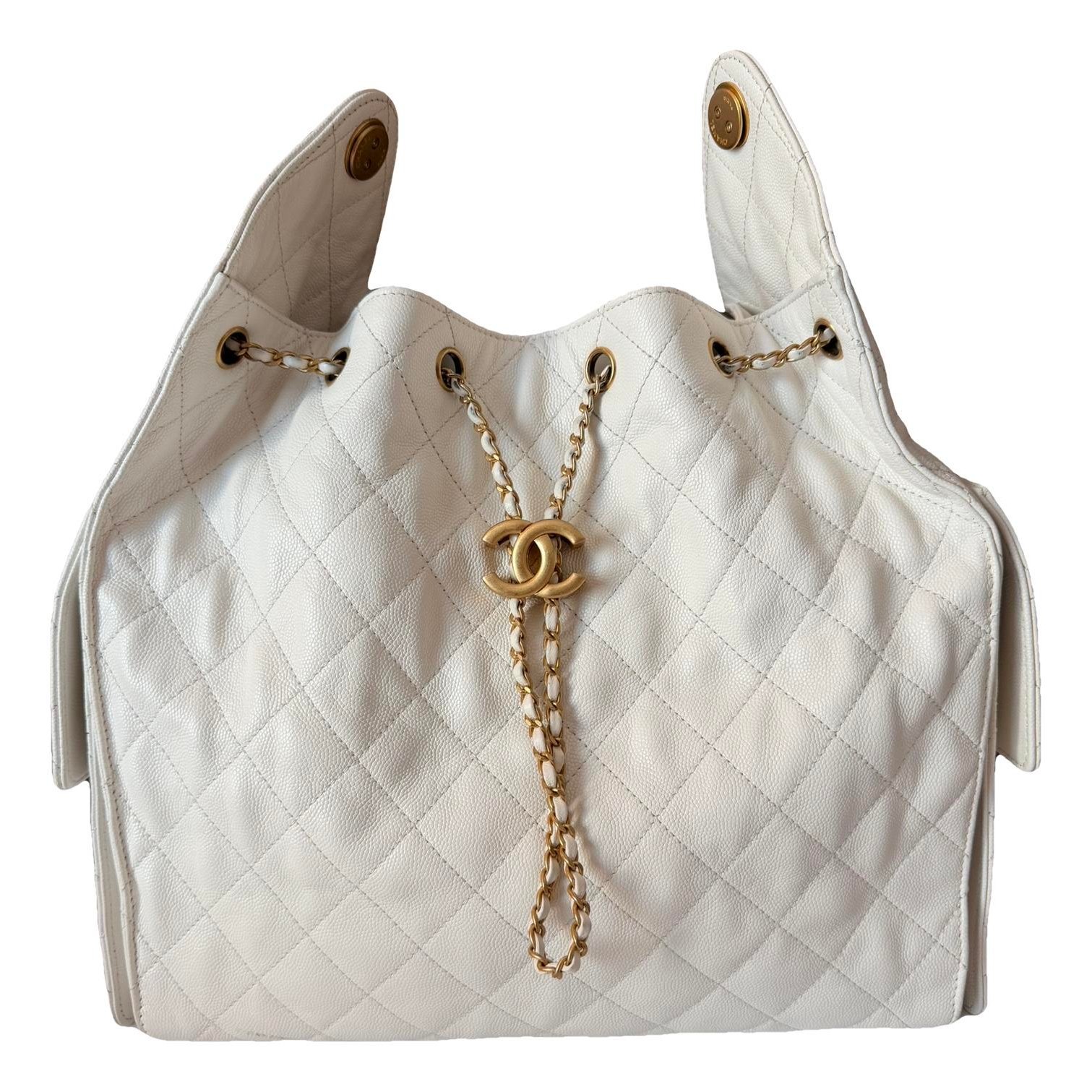 Chanel 25 leather handbag