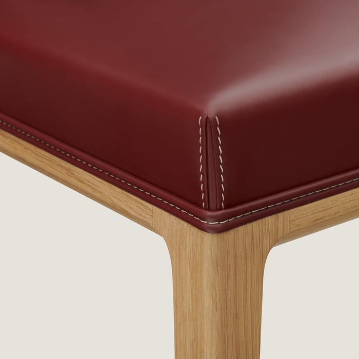 03 – Rouge H Conservatoire Chair