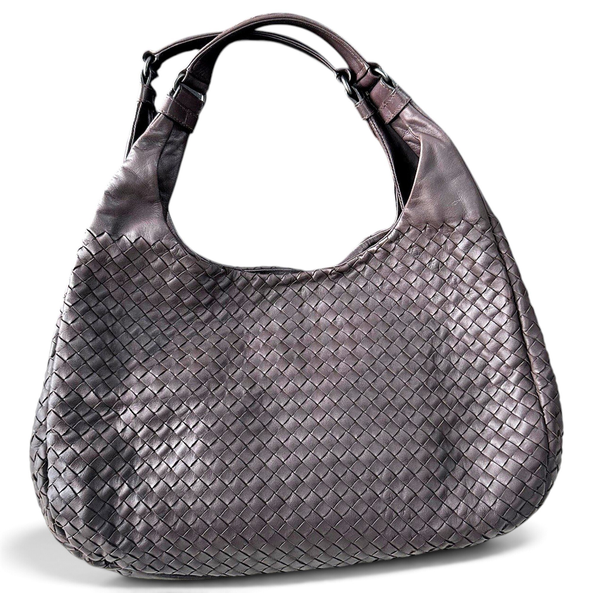 Veneta leather handbag