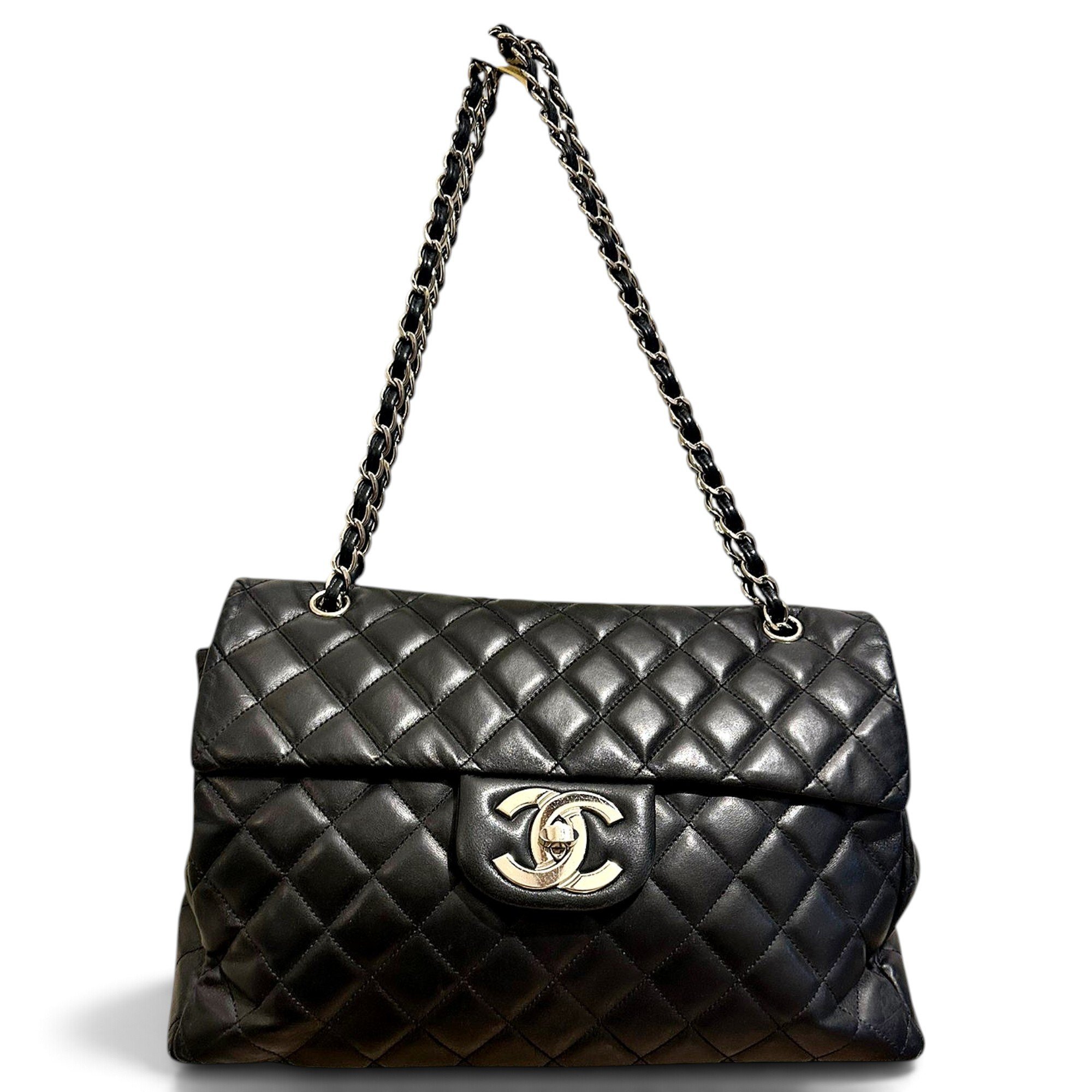 Timeless/Classique leather crossbody bag