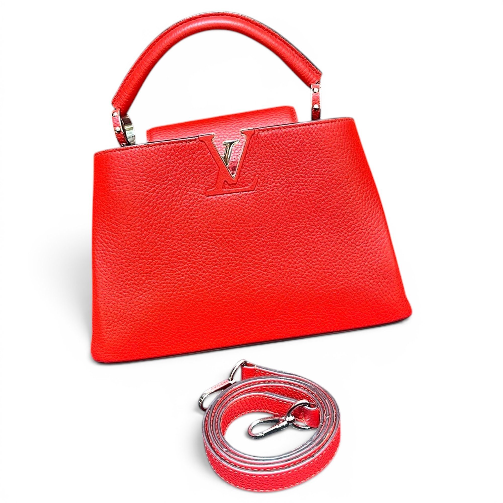 Capucines leather handbag