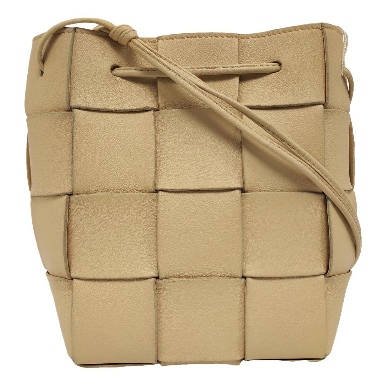 Cassette Bucket leather handbag