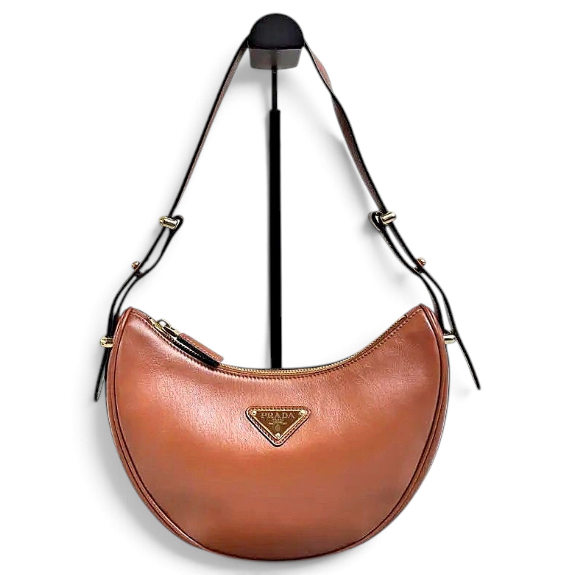 Arqué leather handbag