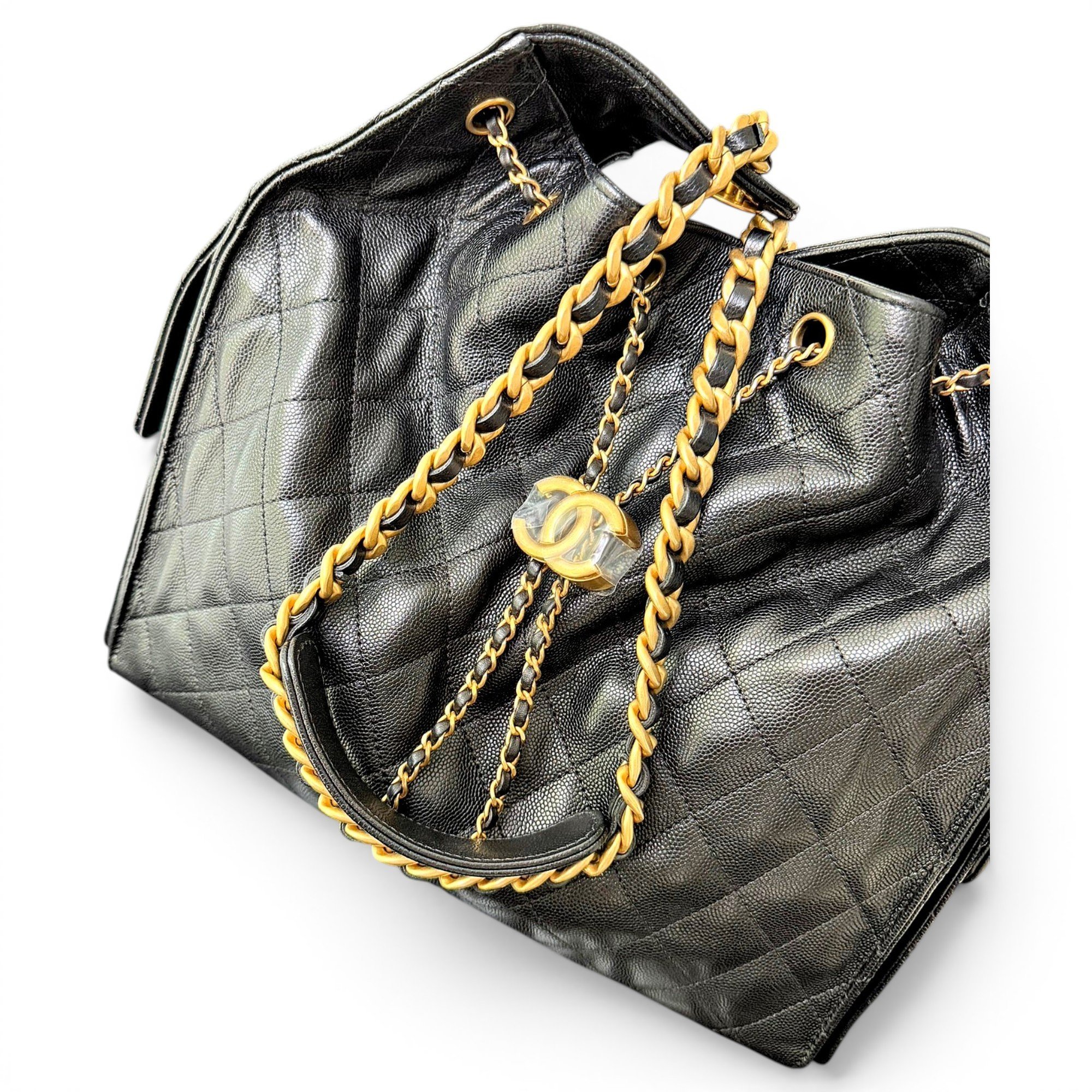 Chanel 25 leather handbag