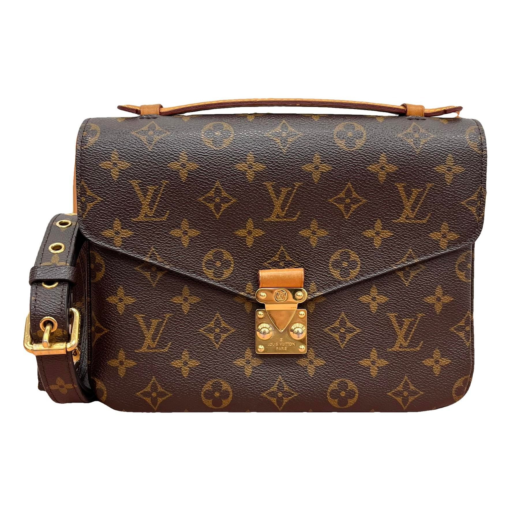 Metis leather handbag