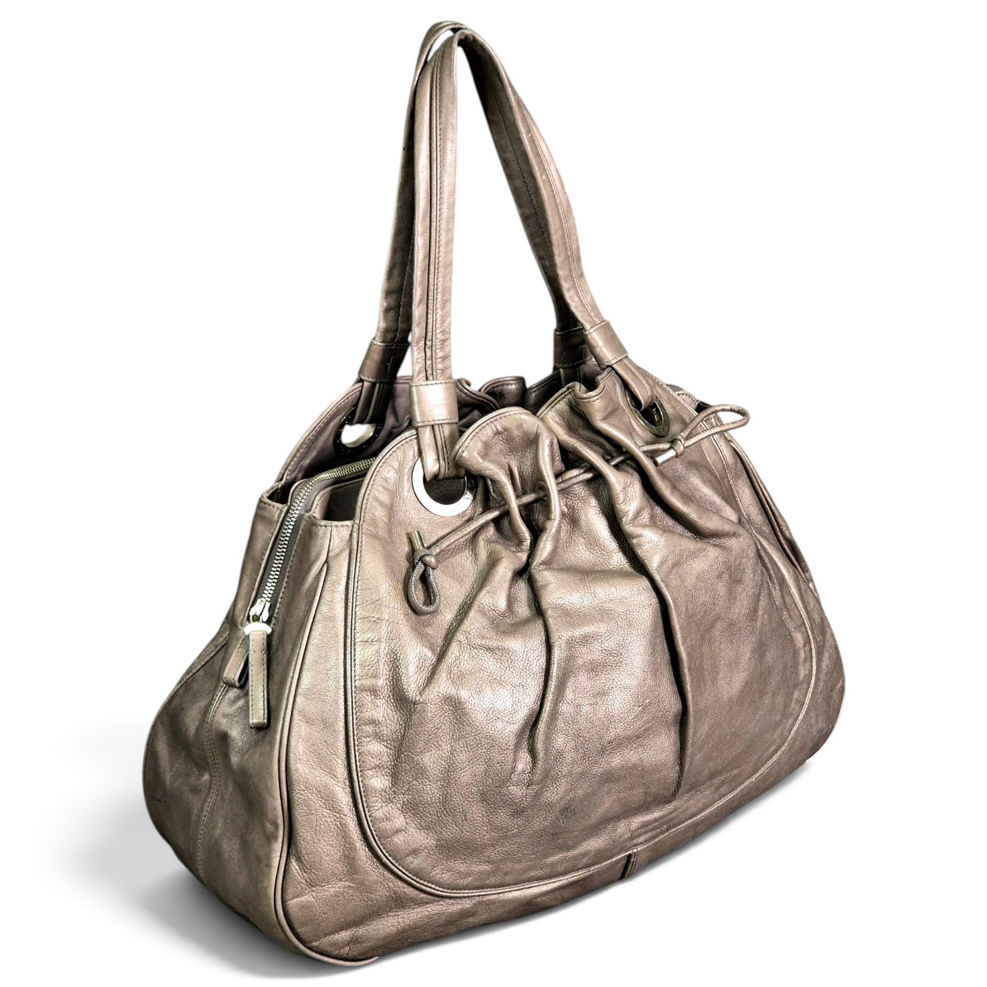 Leather handbag