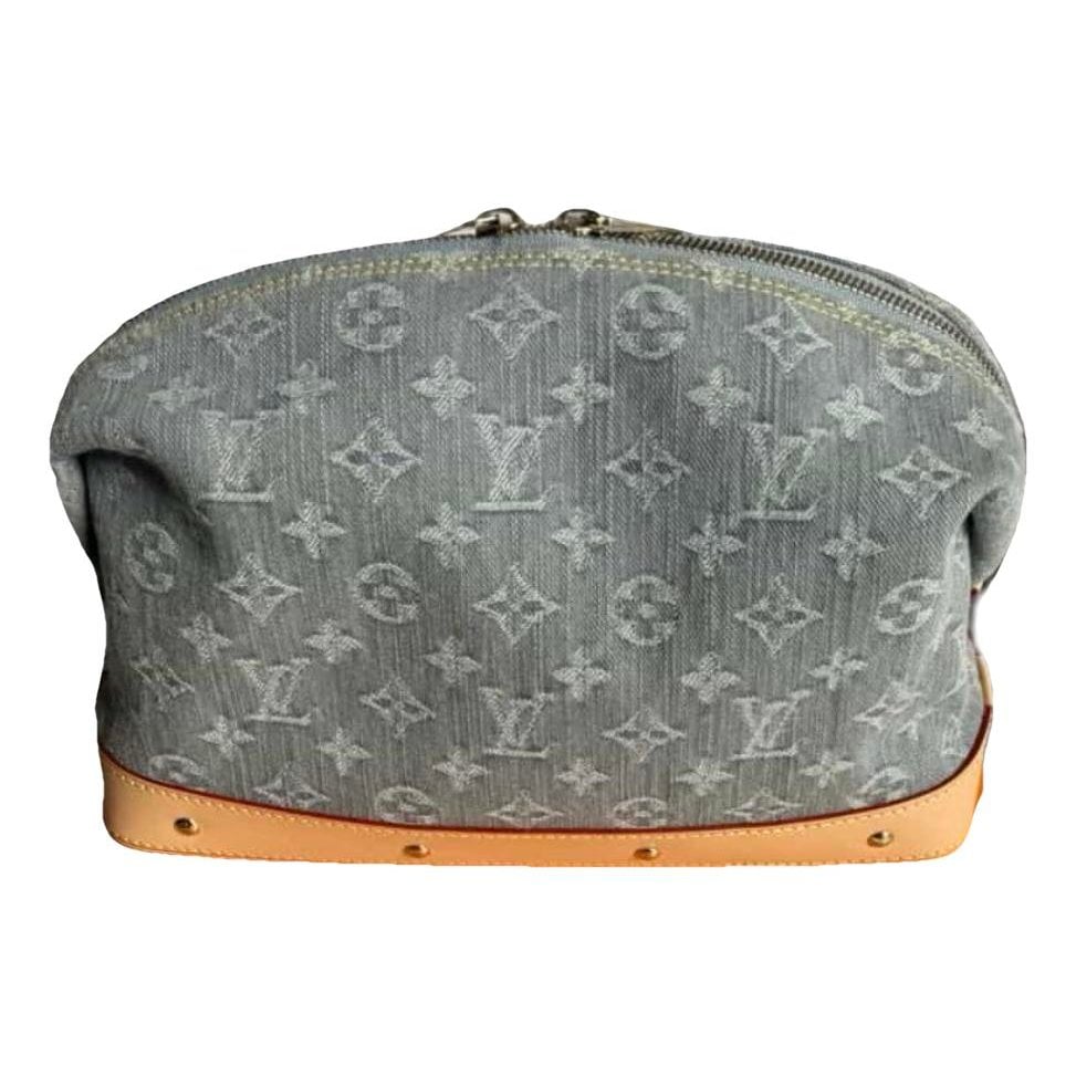 Clutch bag