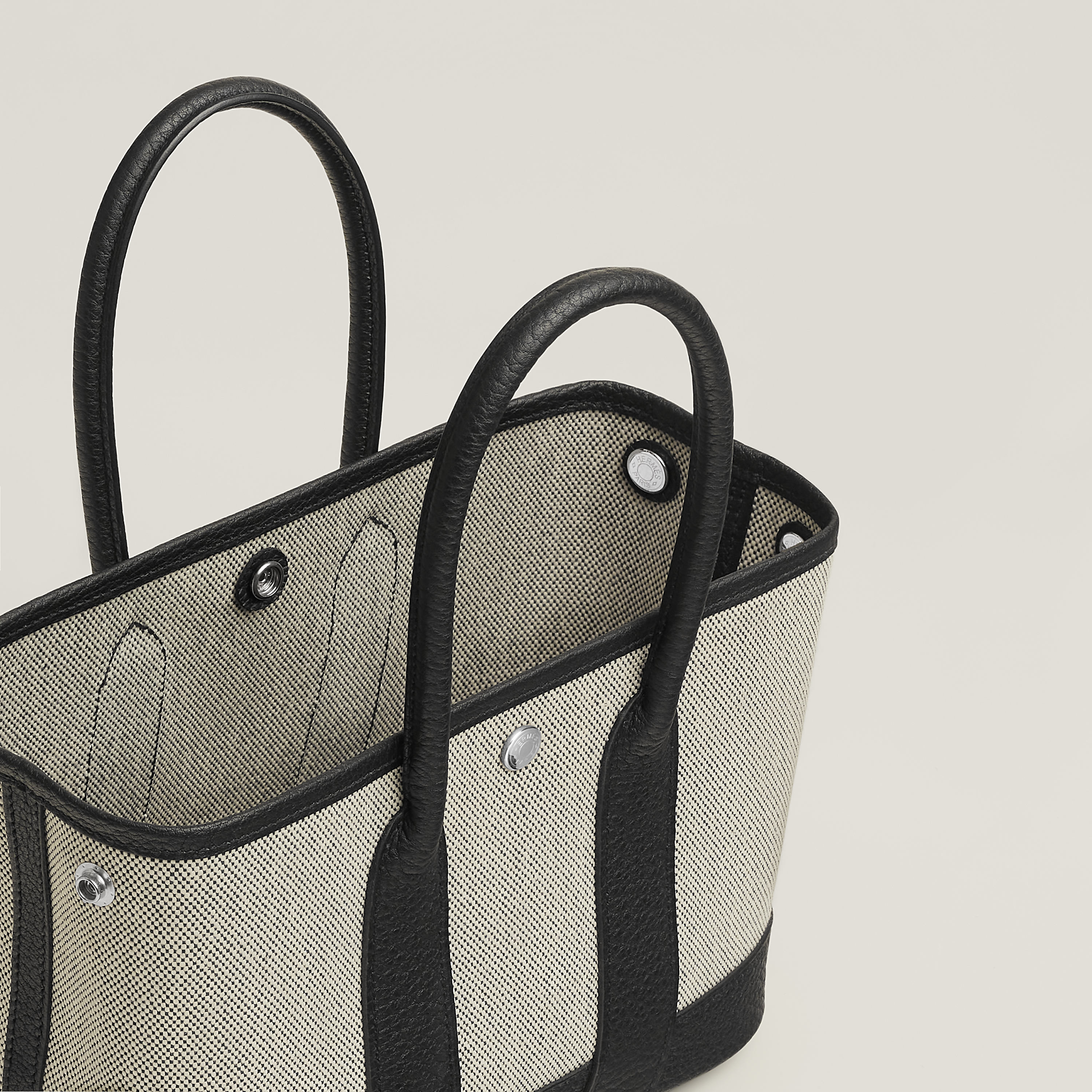 Neo Garden 23 bag