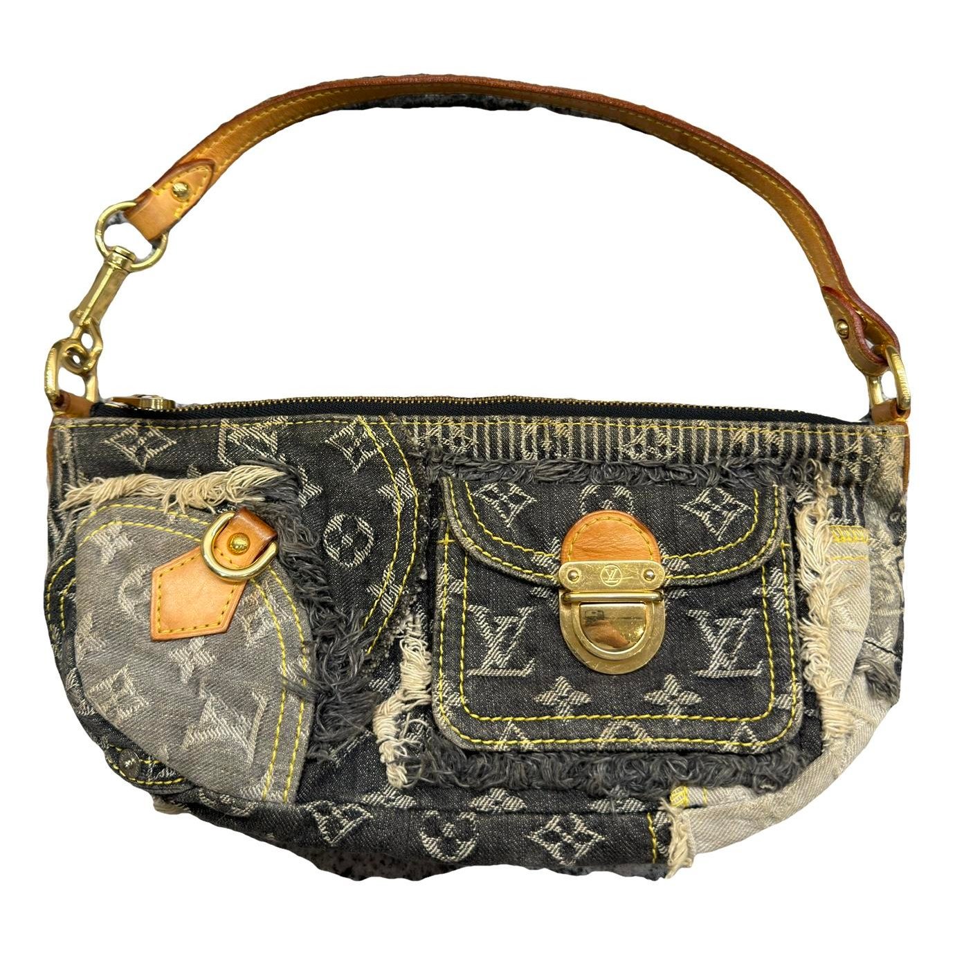 Pleaty handbag