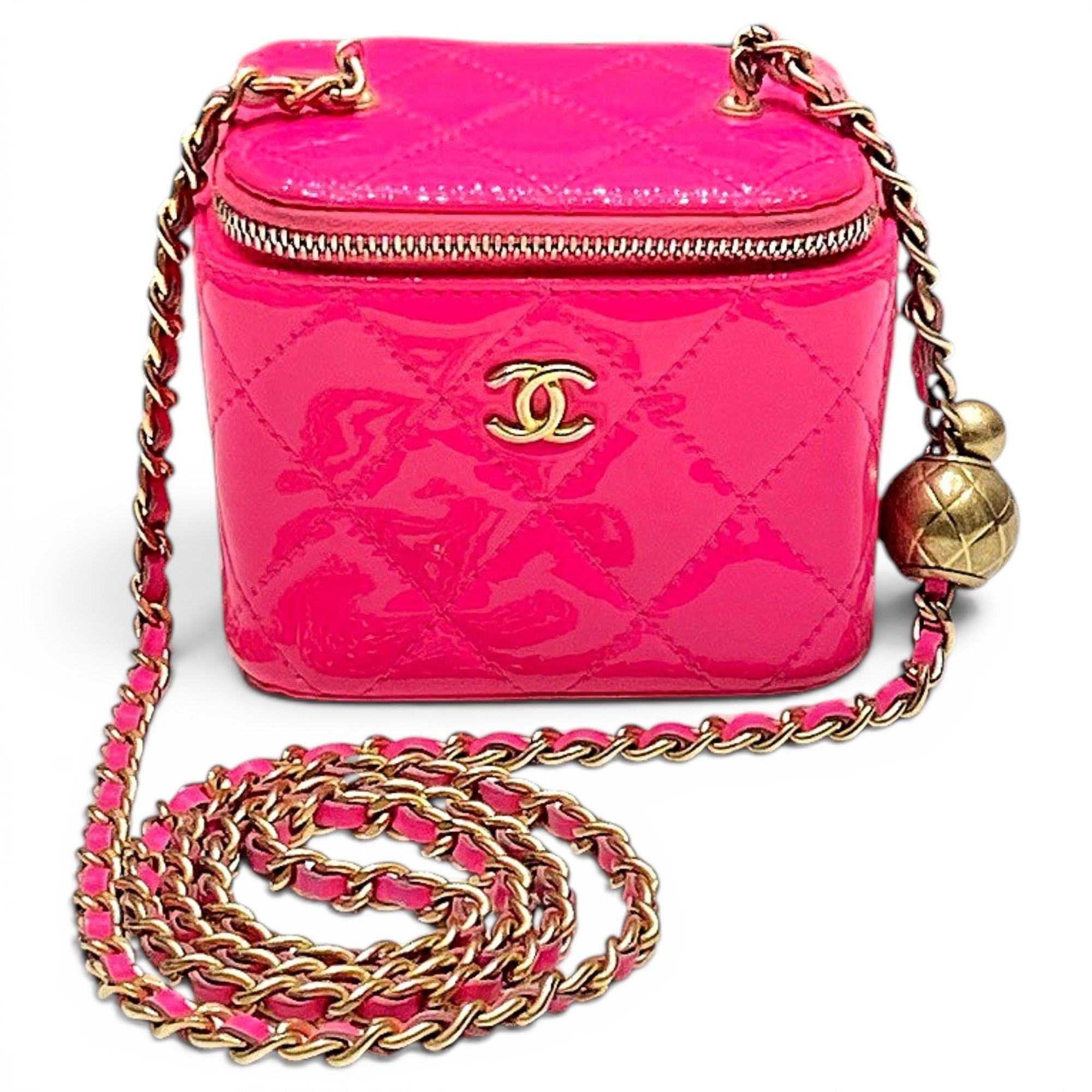 Trendy CC Vanity patent leather handbag
